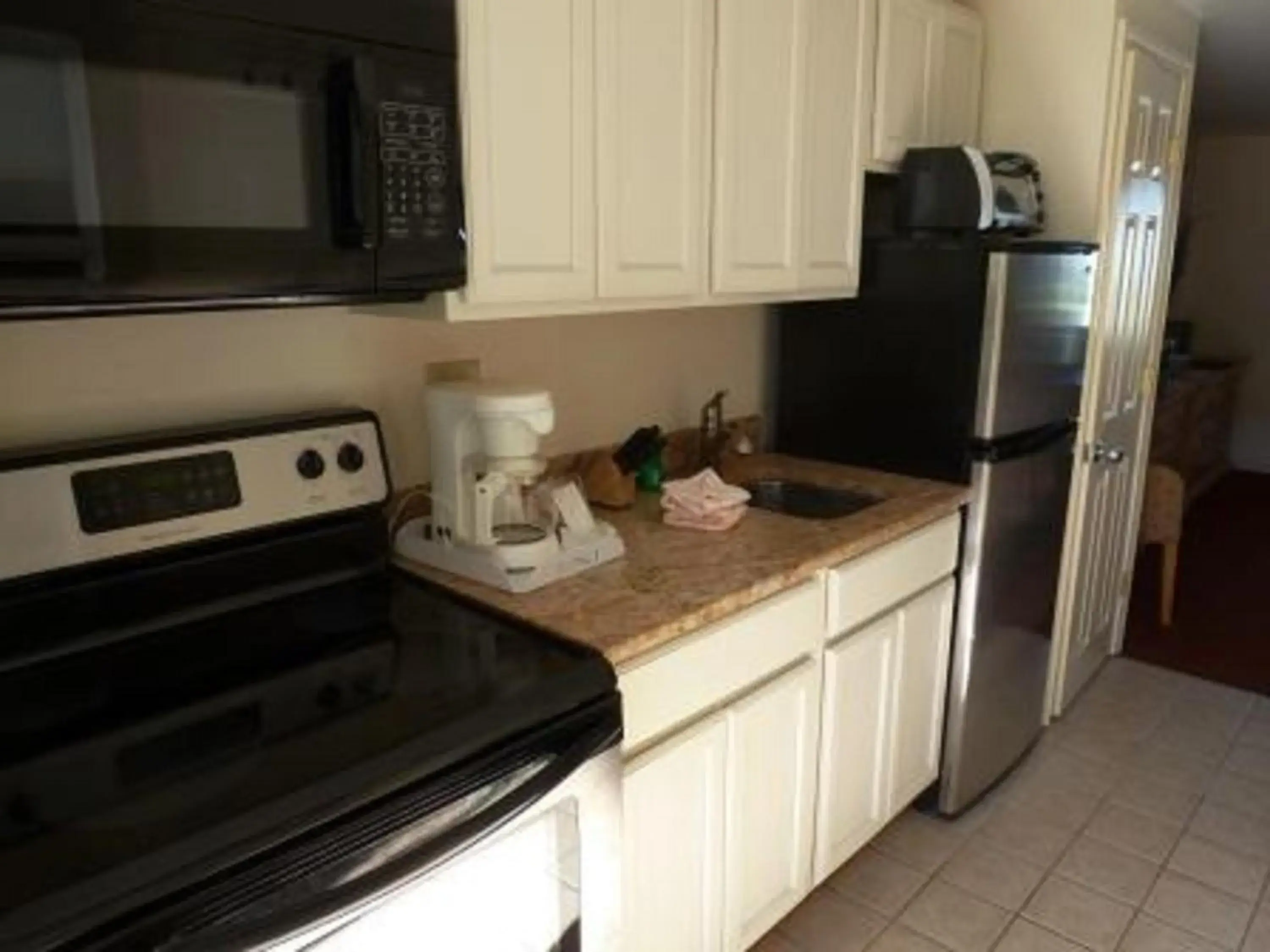 Deluxe Queen Room in The Corsair & Cross Rip Oceanfront Deluxe Queen Room in The Corsair & Cross Rip Oceanfront