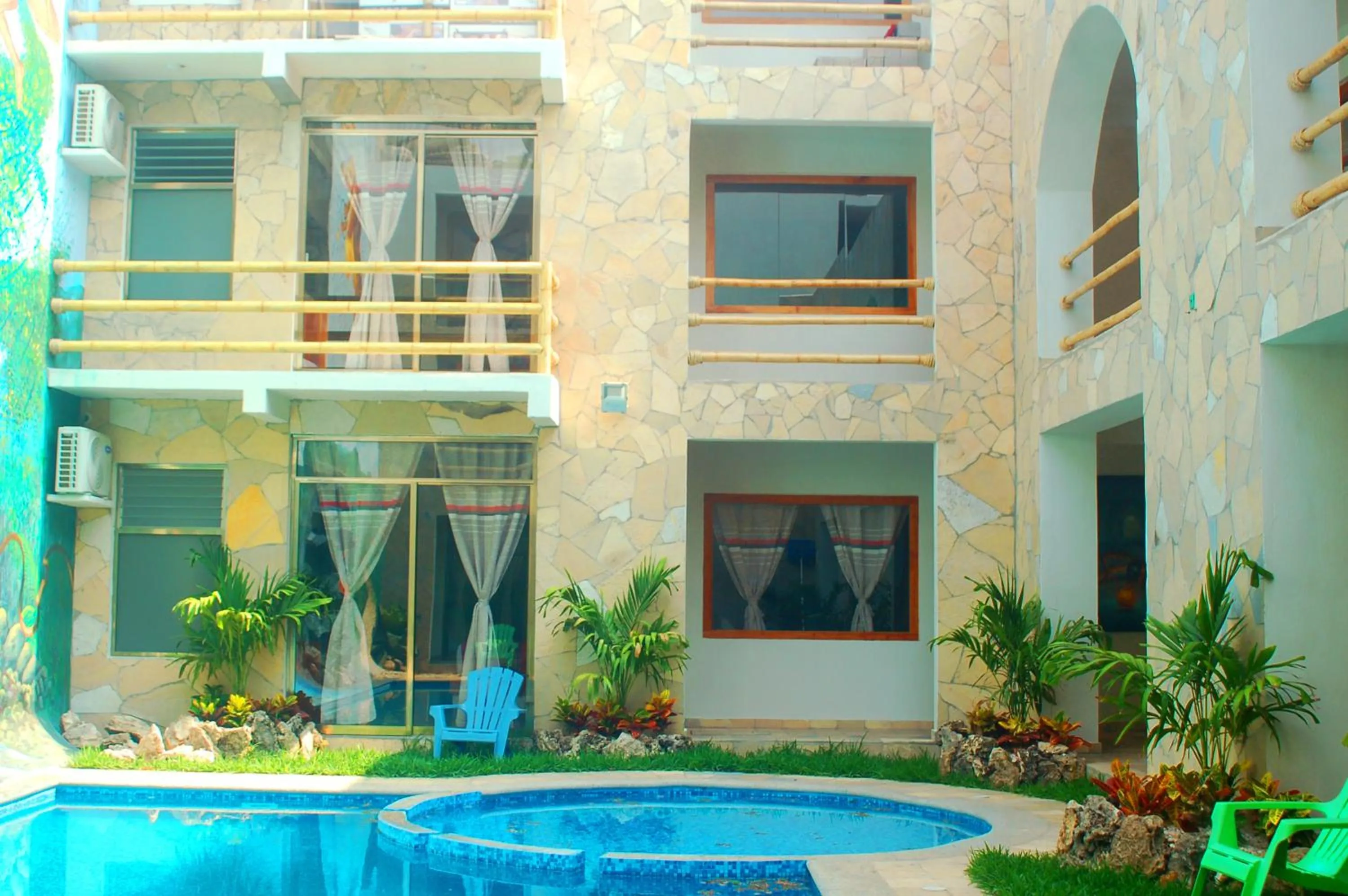 Pool view in Axkan Arte Hotel Tuxtla