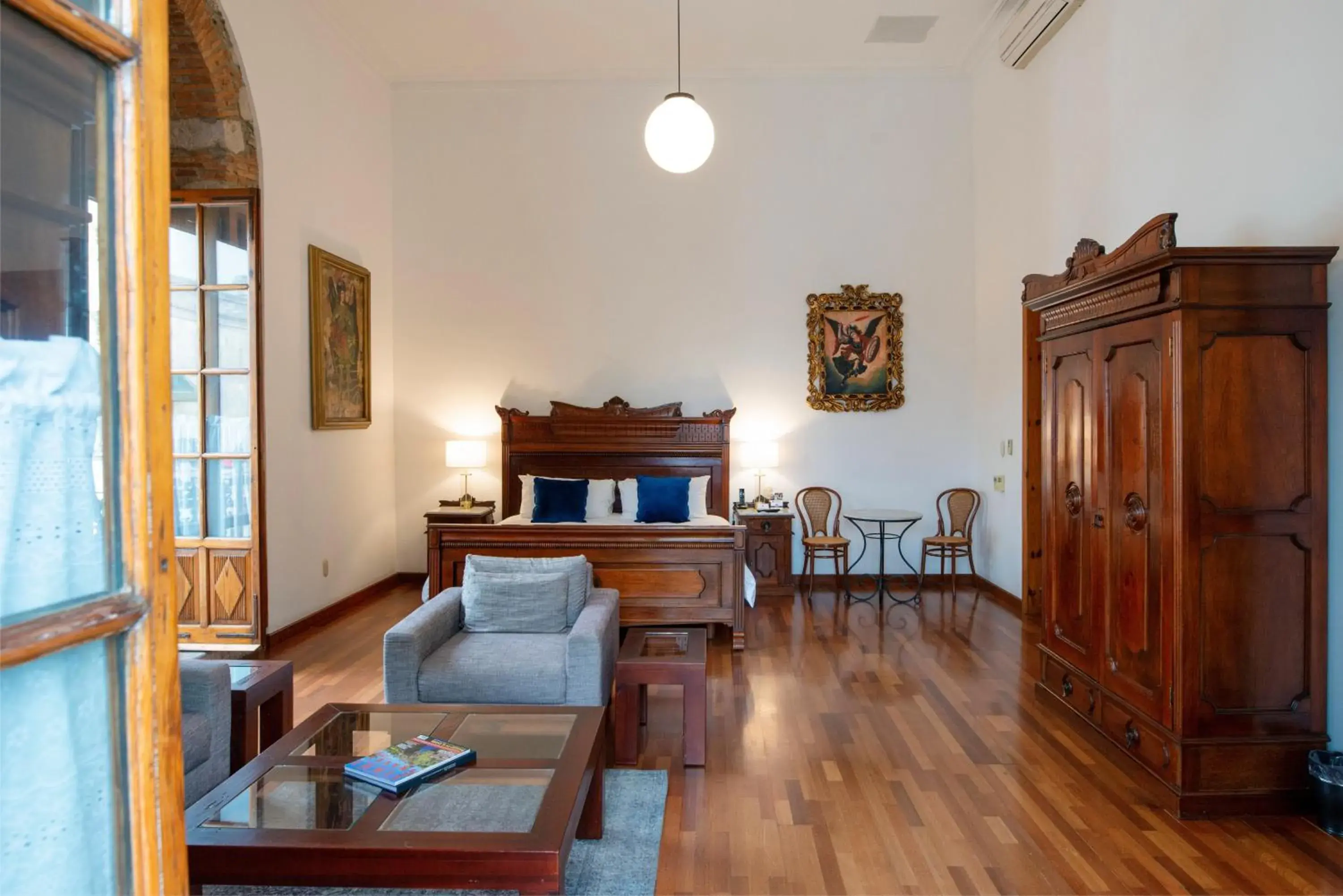 Photo of the whole room in Hotel Los Juaninos Photo of the whole room in Hotel Los Juaninos