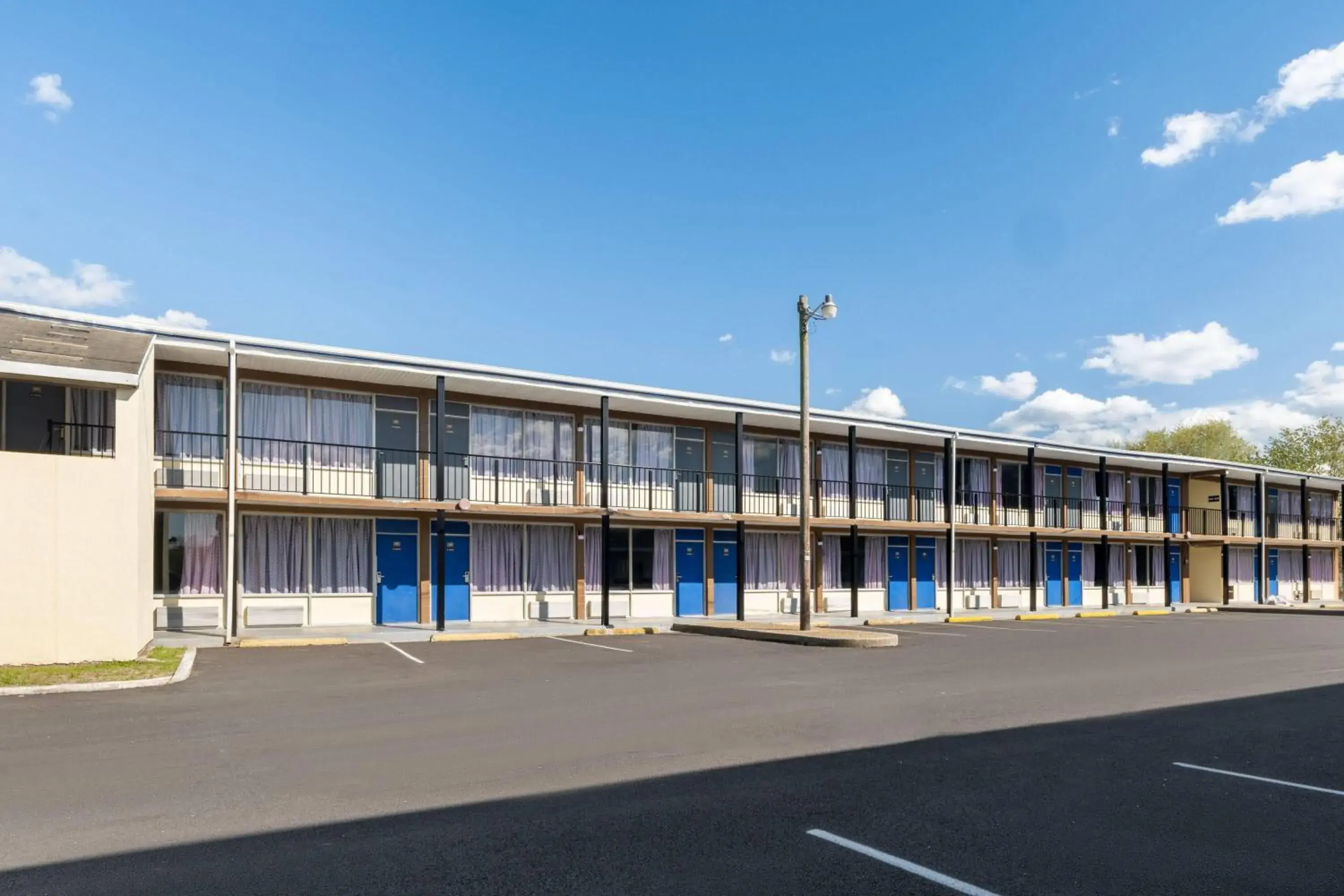 Property building in Travelodge by Wyndham Salisbury MD Property building in Travelodge by Wyndham Salisbury MD