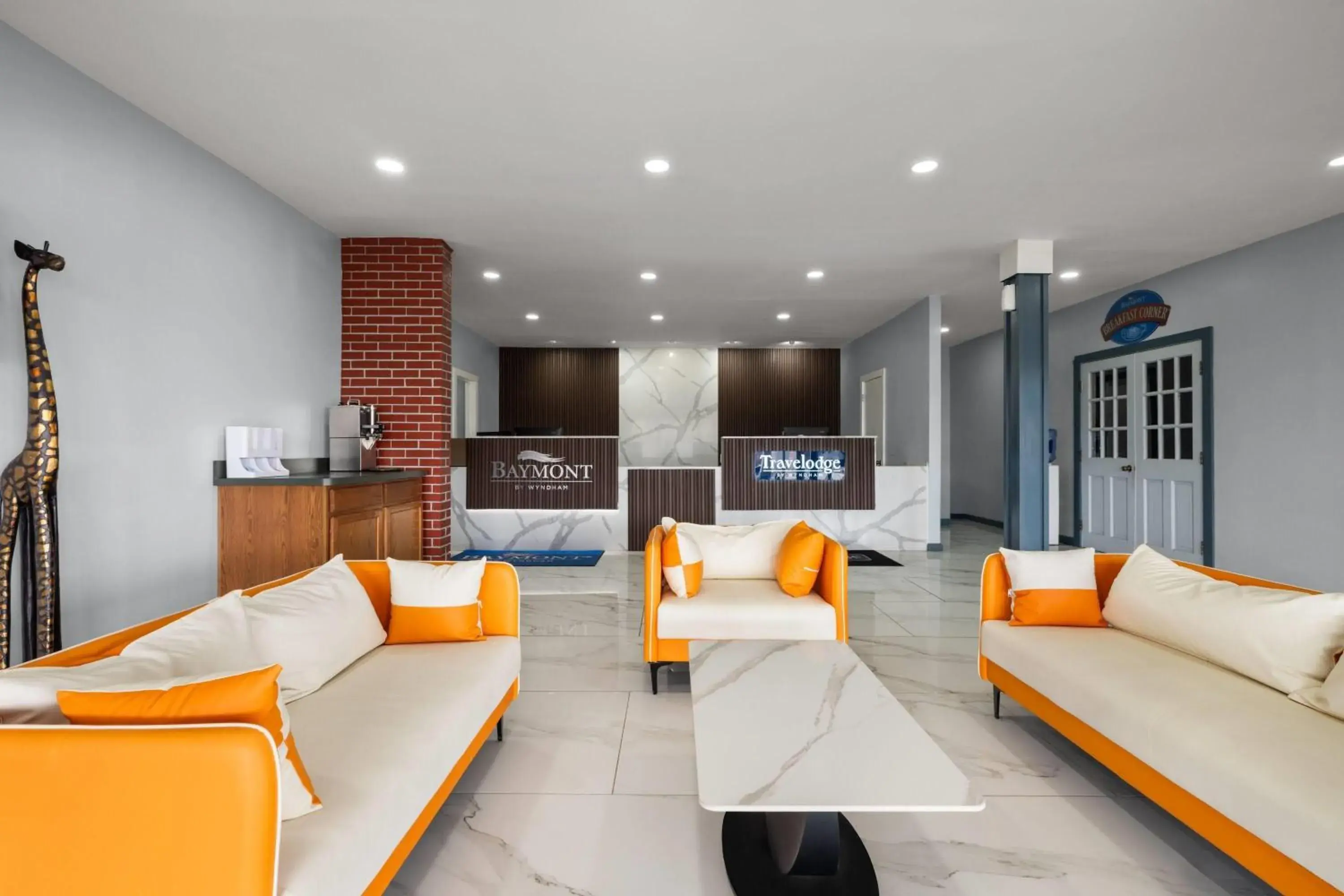 Lobby or reception in Travelodge by Wyndham Salisbury MD Lobby or reception in Travelodge by Wyndham Salisbury MD