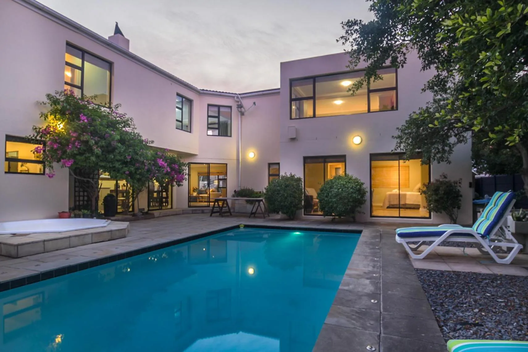 Garden in Atlantic Bay Lodge