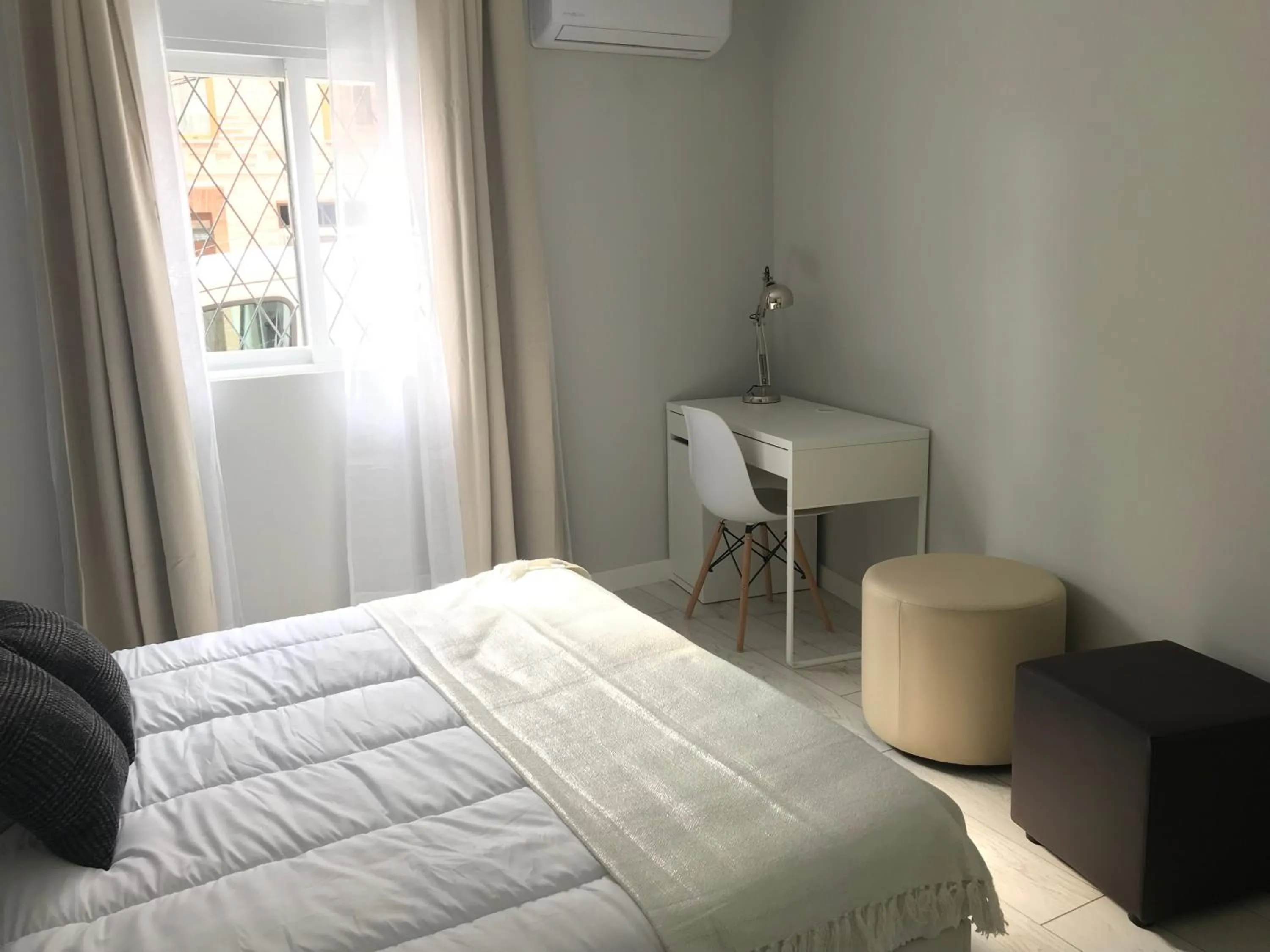 Winter, Bed in Casa del Vado