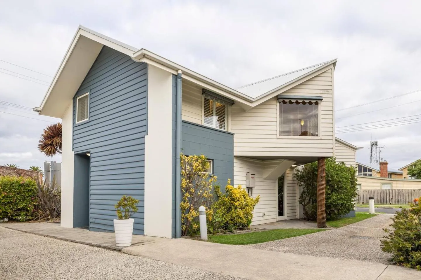 Property building in Captain's at the Bay