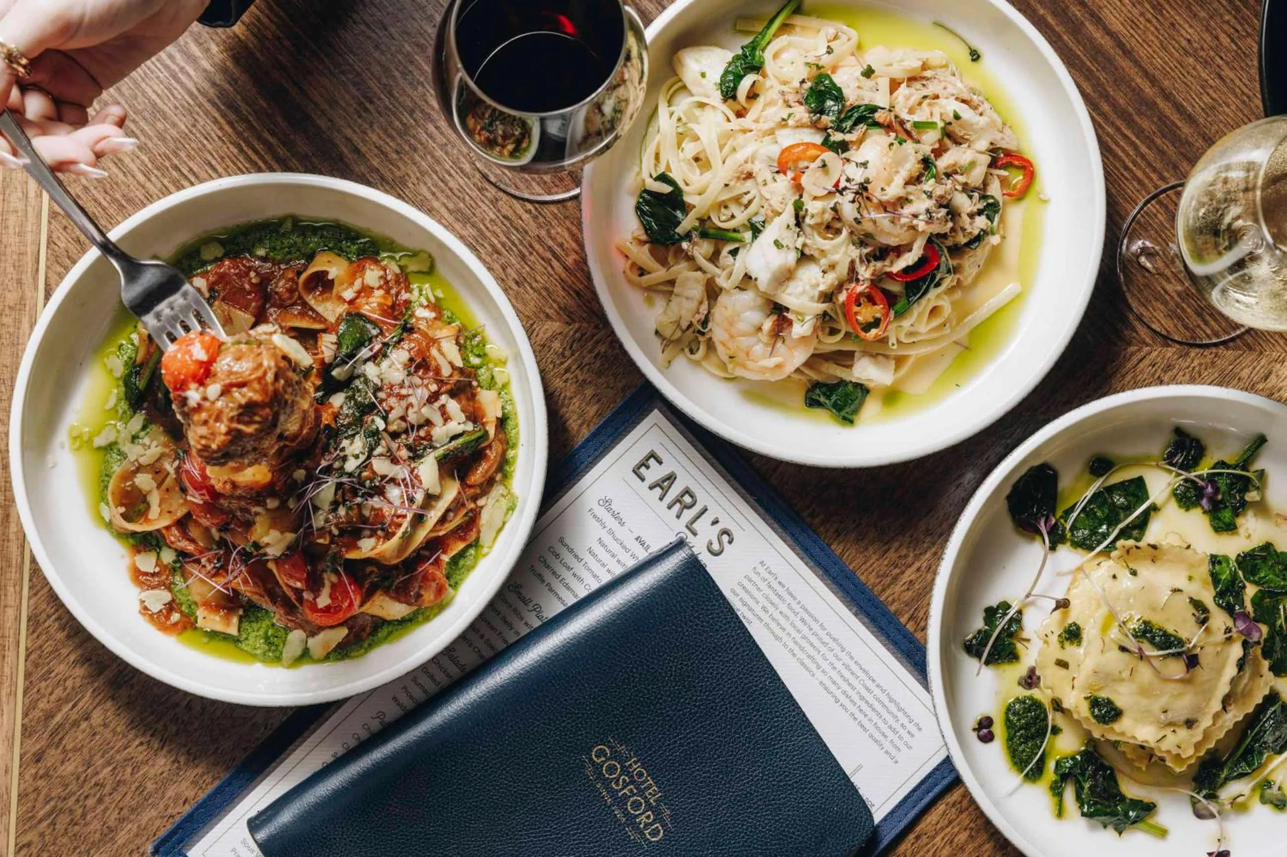 Food and drinks in Hotel Gosford