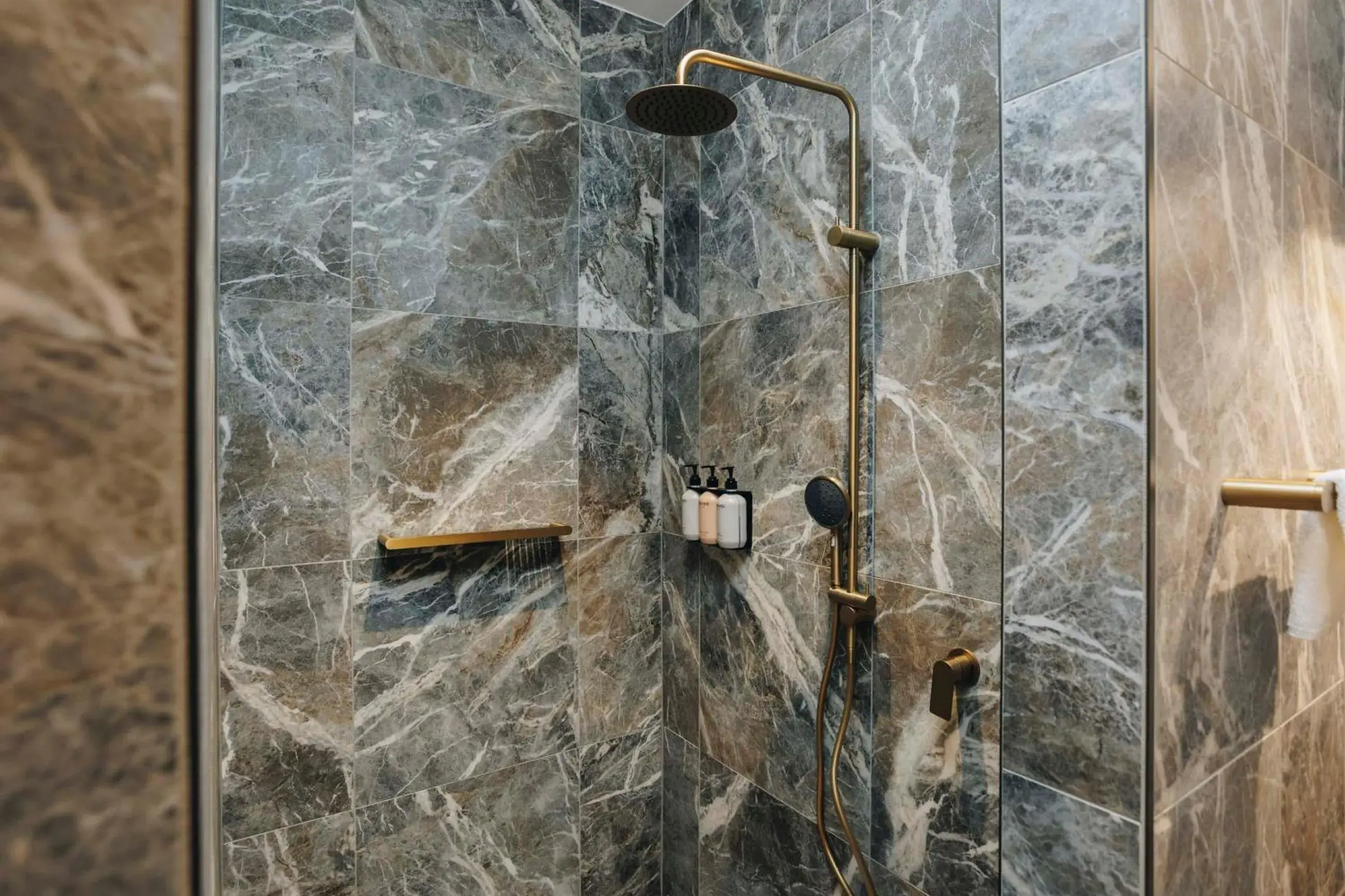 Bathroom in Hotel Gosford Bathroom in Hotel Gosford