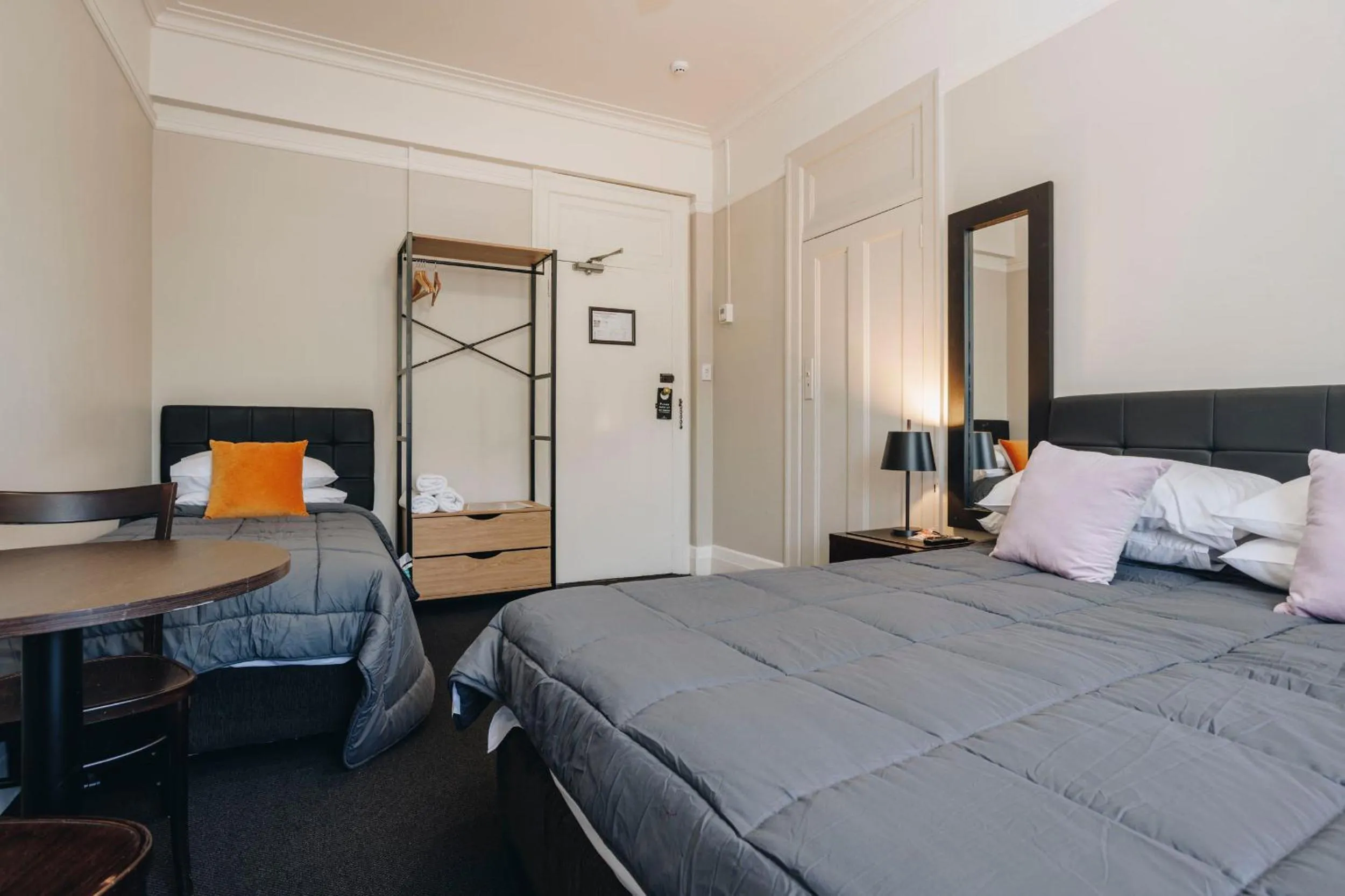 Bedroom, Bed in Hotel Gosford