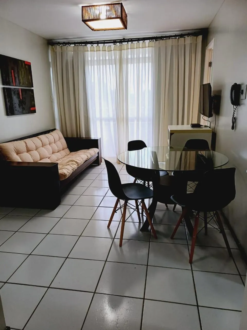 TV and multimedia in Gran lençóis Flat 2 suítes vista piscina