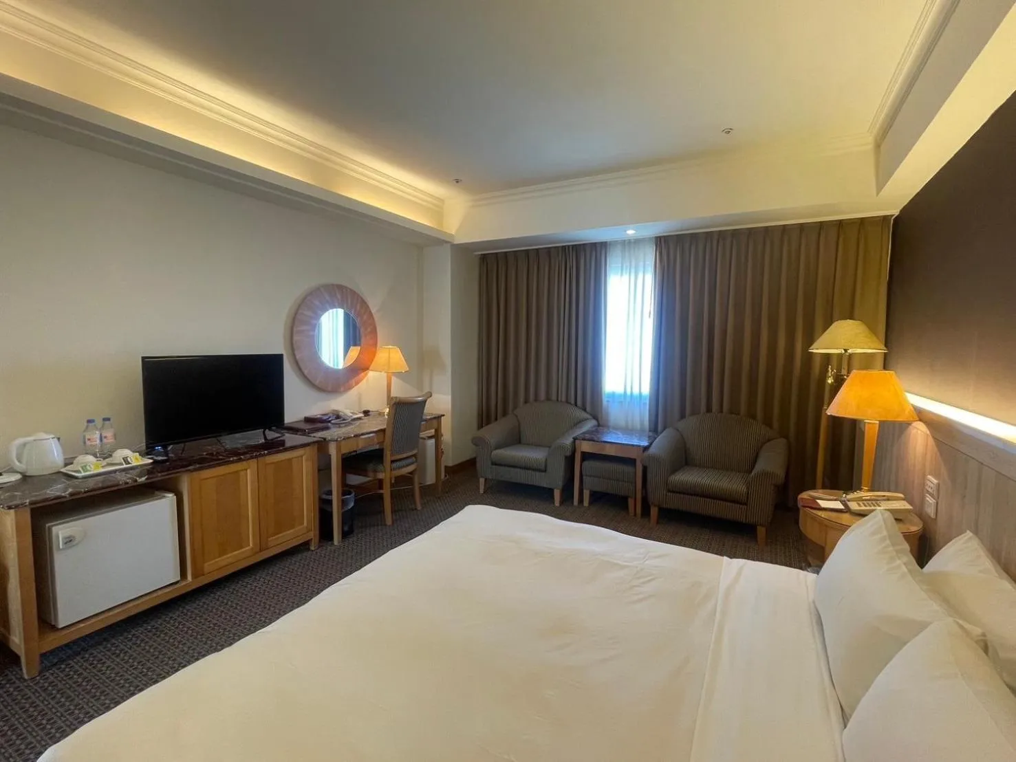 Bed in Chuto Plaza Hotel