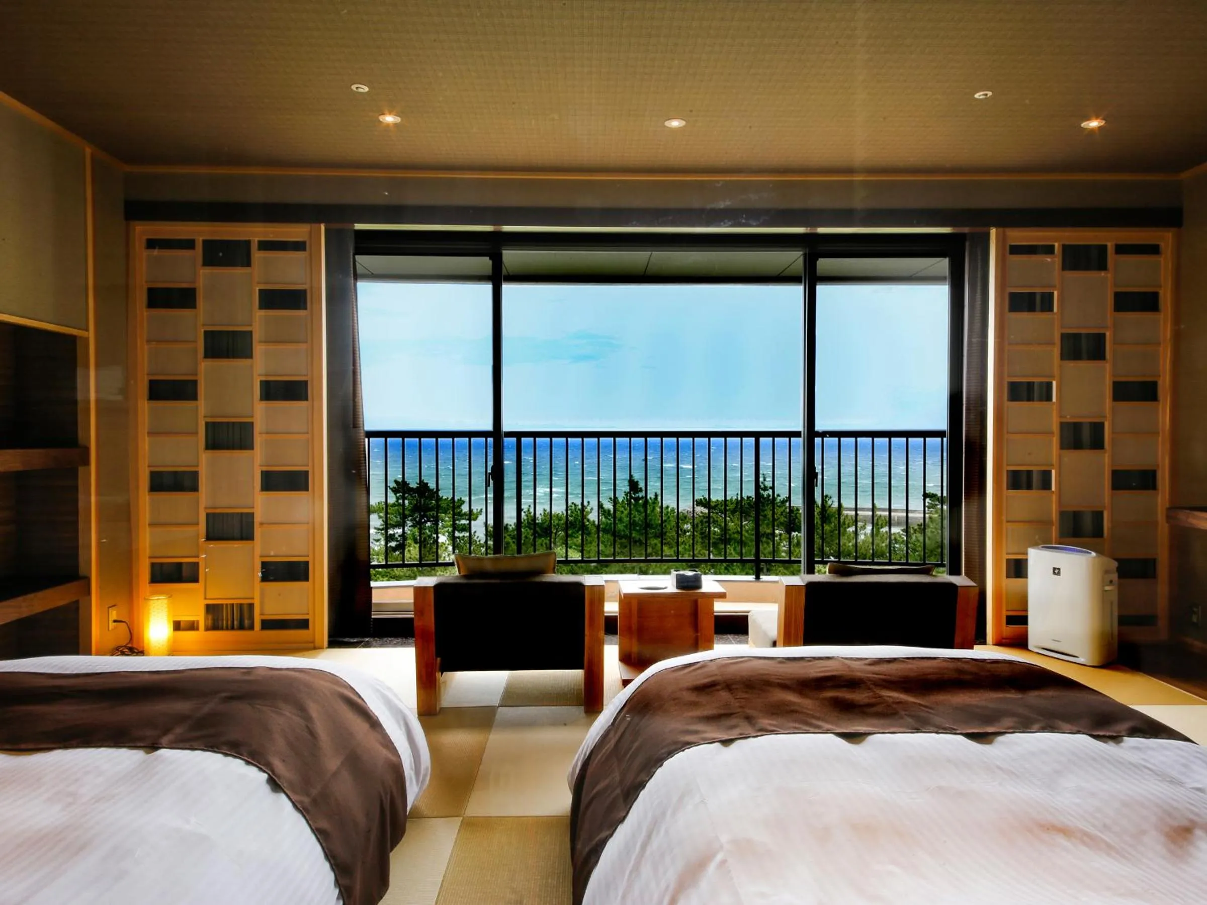 Photo of the whole room, Bed in Yumekaiyu Awajishima