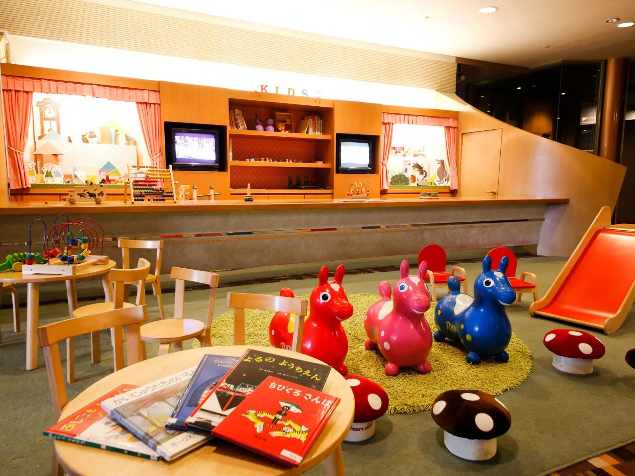 Entertainment in Yumekaiyu Awajishima