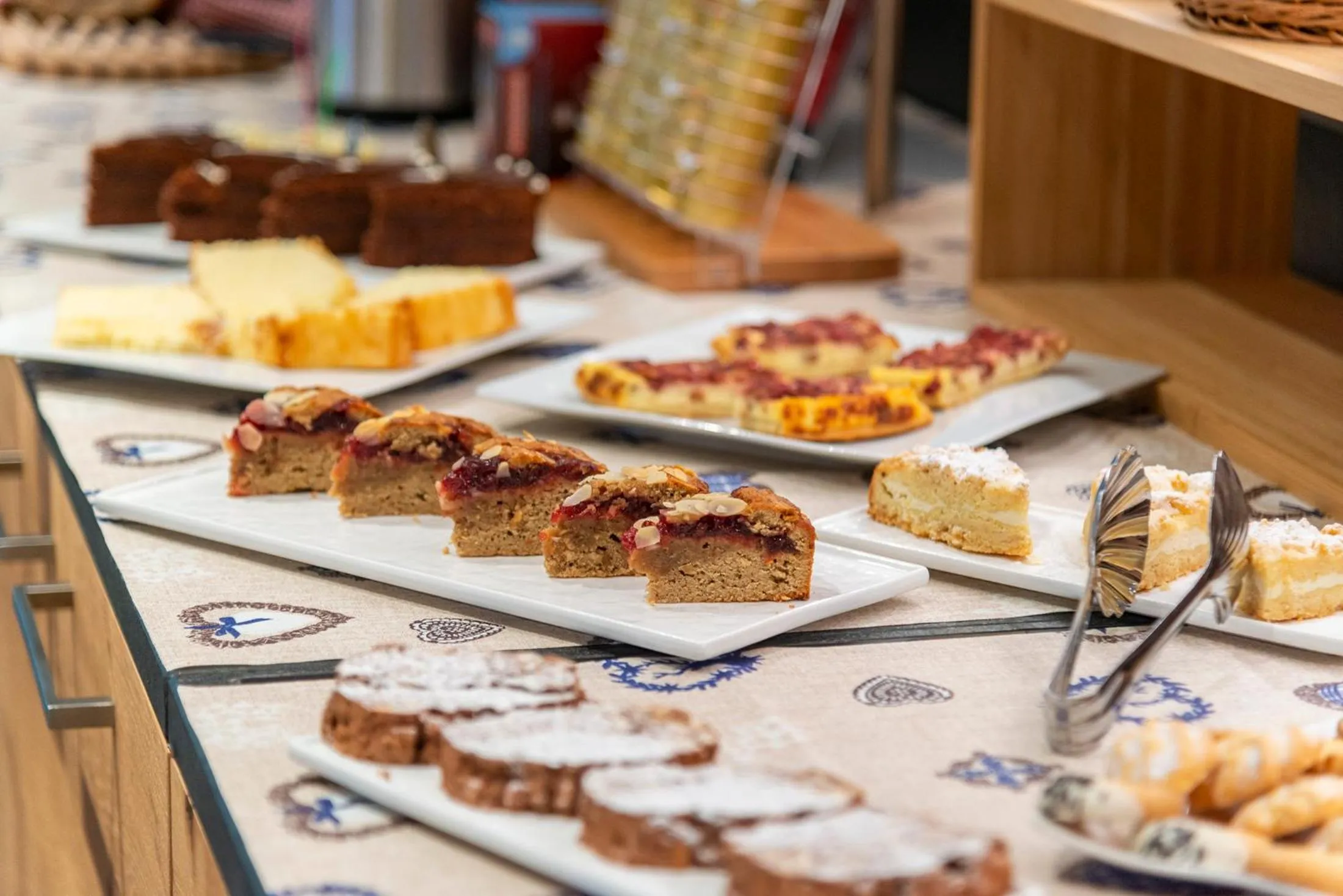 Buffet breakfast in Chalet Aster