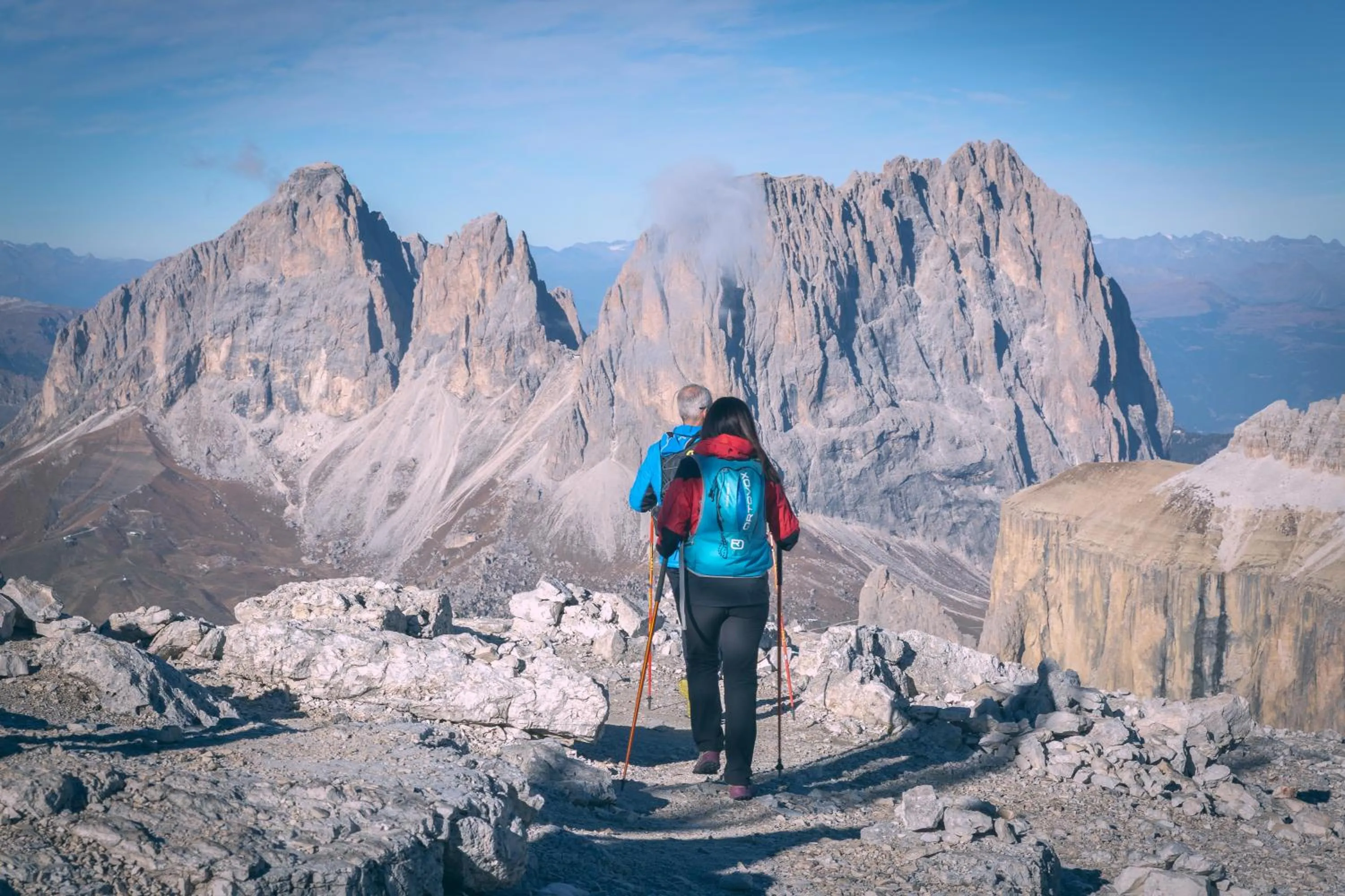 Hiking in Chalet Aster