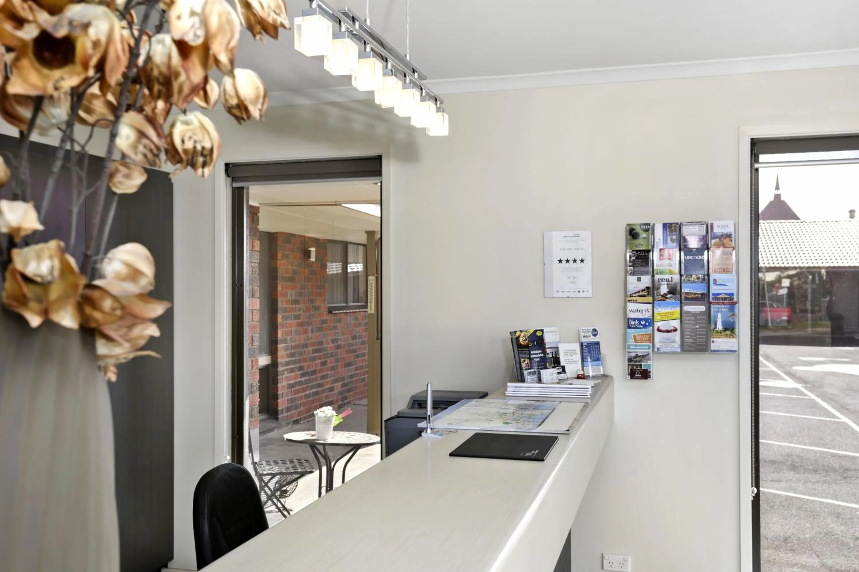 Lobby or reception in Elm Tree Motel