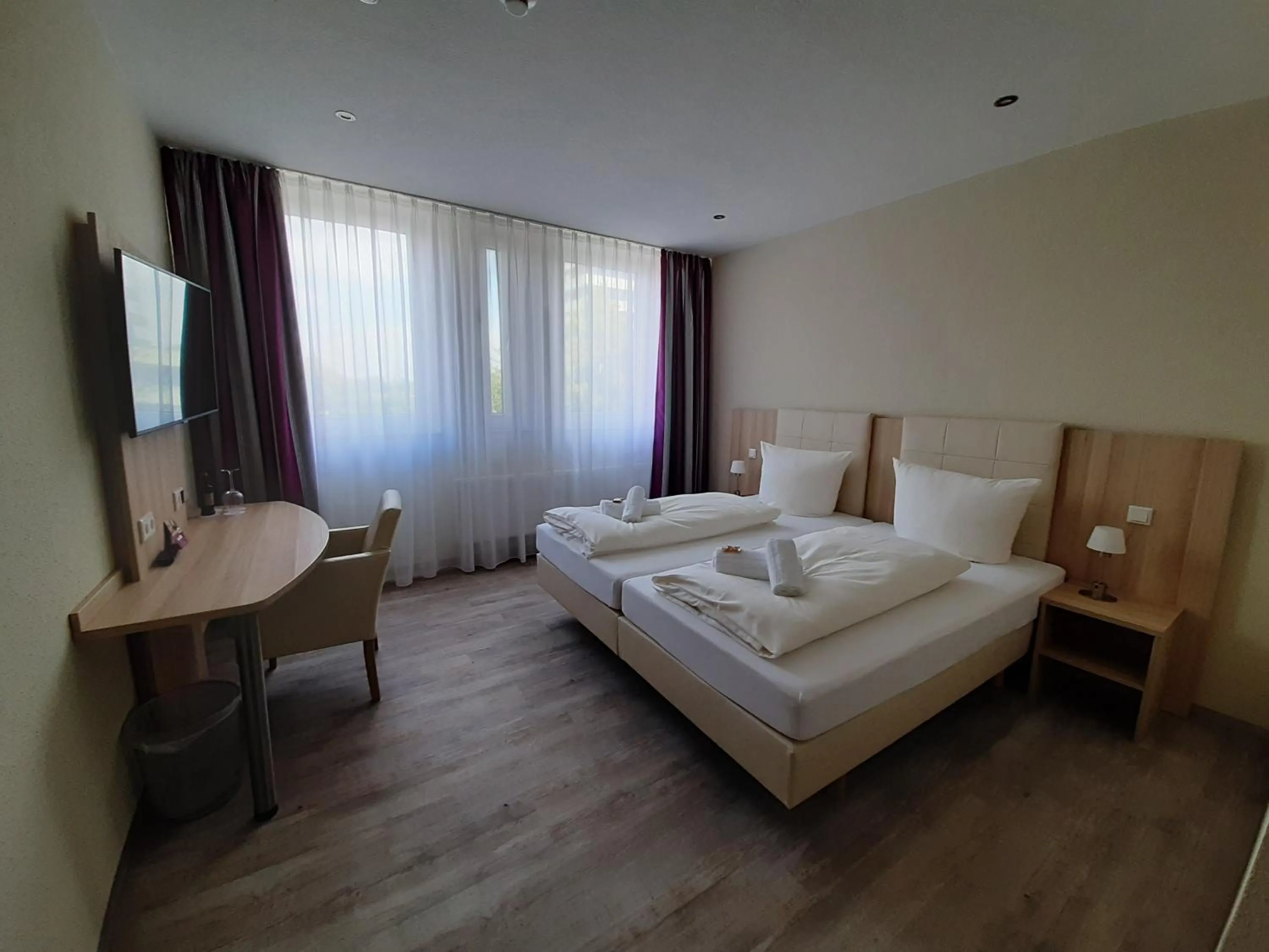 TV and multimedia, Bed in Hotel Siebenschläfer am Wasserturm