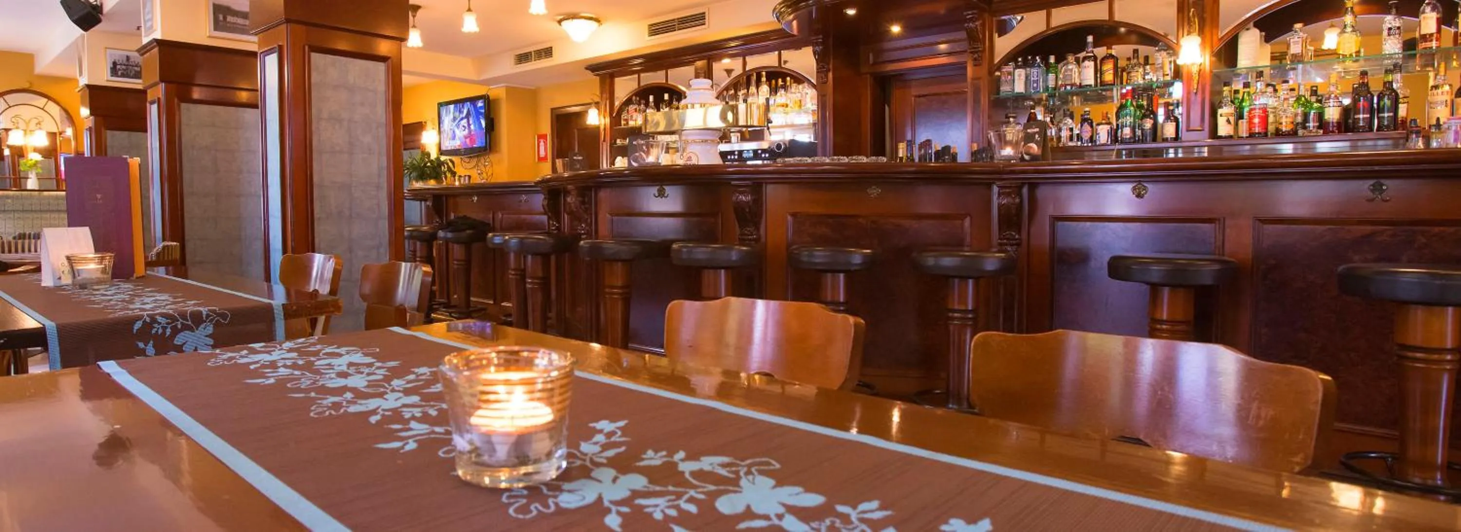 Restaurant/places to eat in Parkhotel Idar-Oberstein