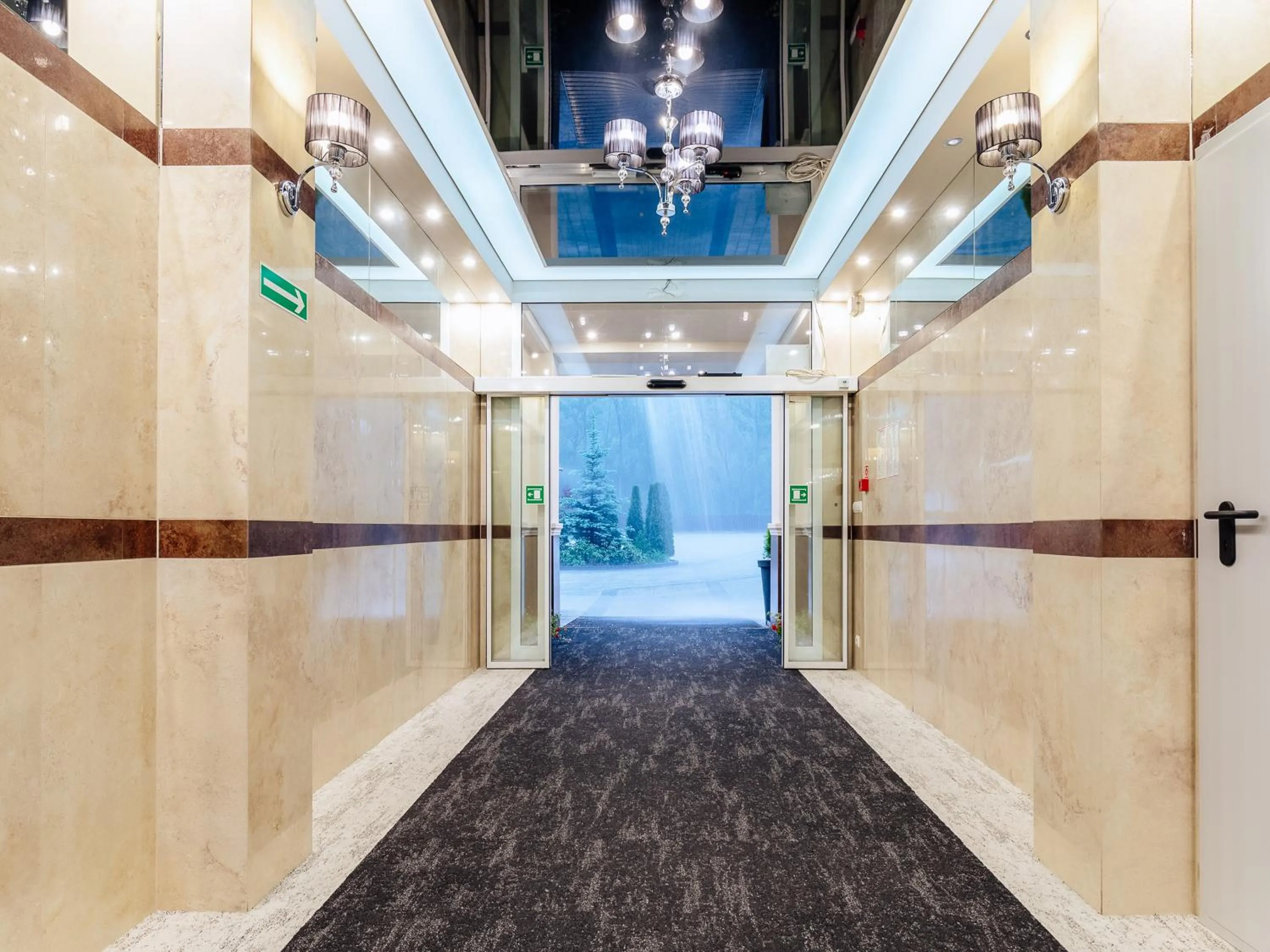 Lobby or reception in Hotel Skalite Spa & Wellness