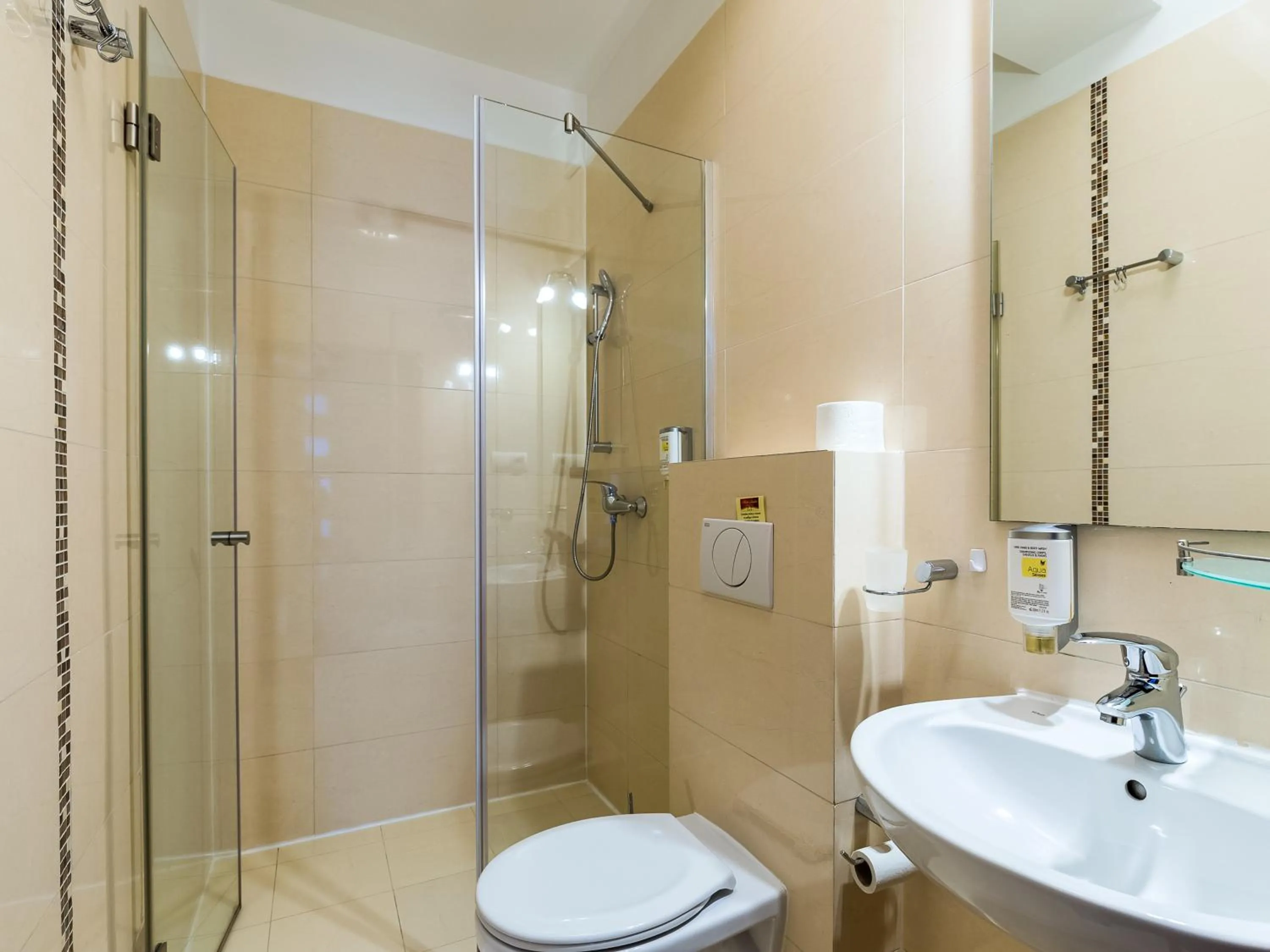 Shower in Hotel Skalite Spa & Wellness