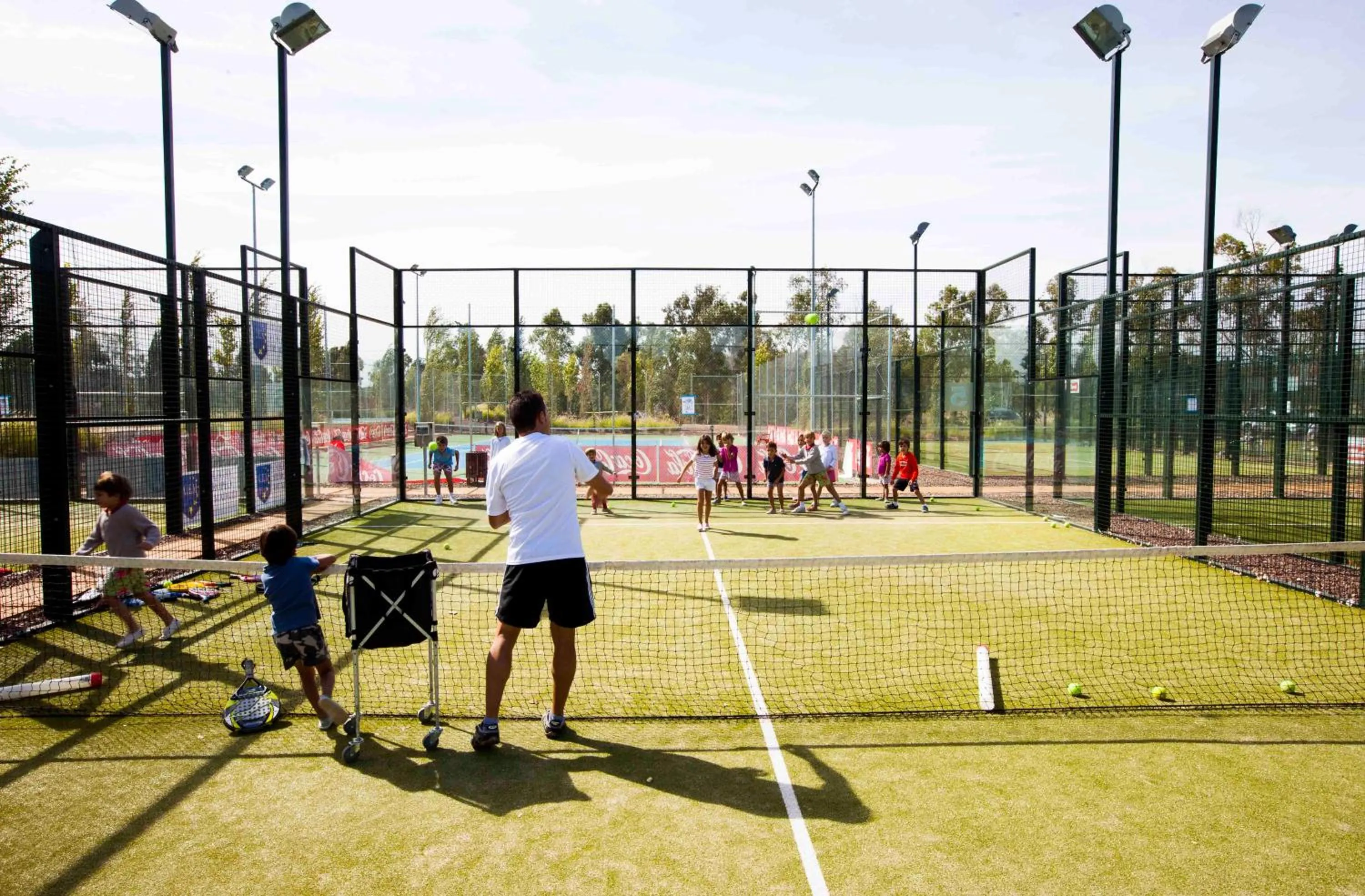People in Vincci Valdecañas Golf