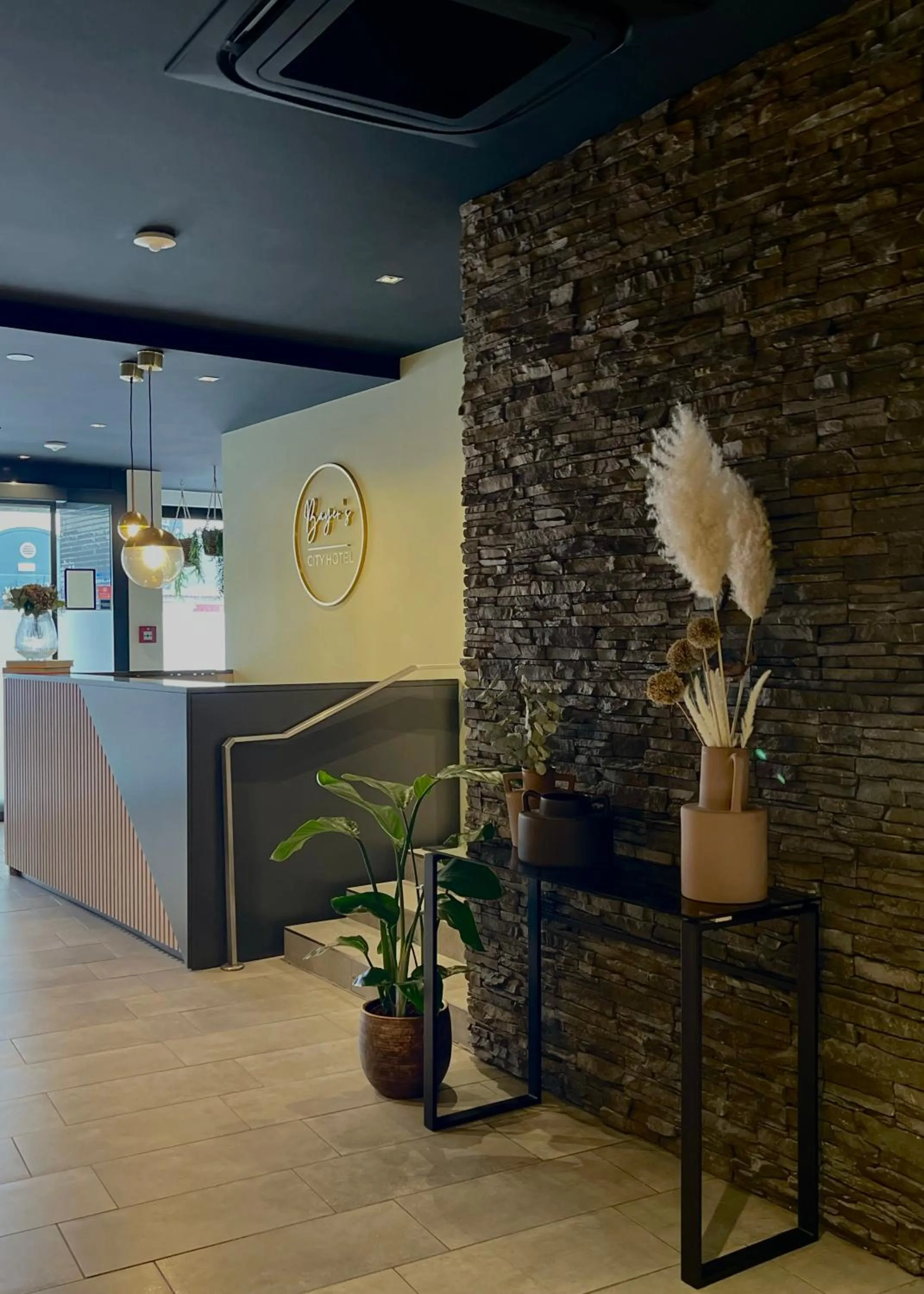 Lobby or reception in Bayer's City Hotel