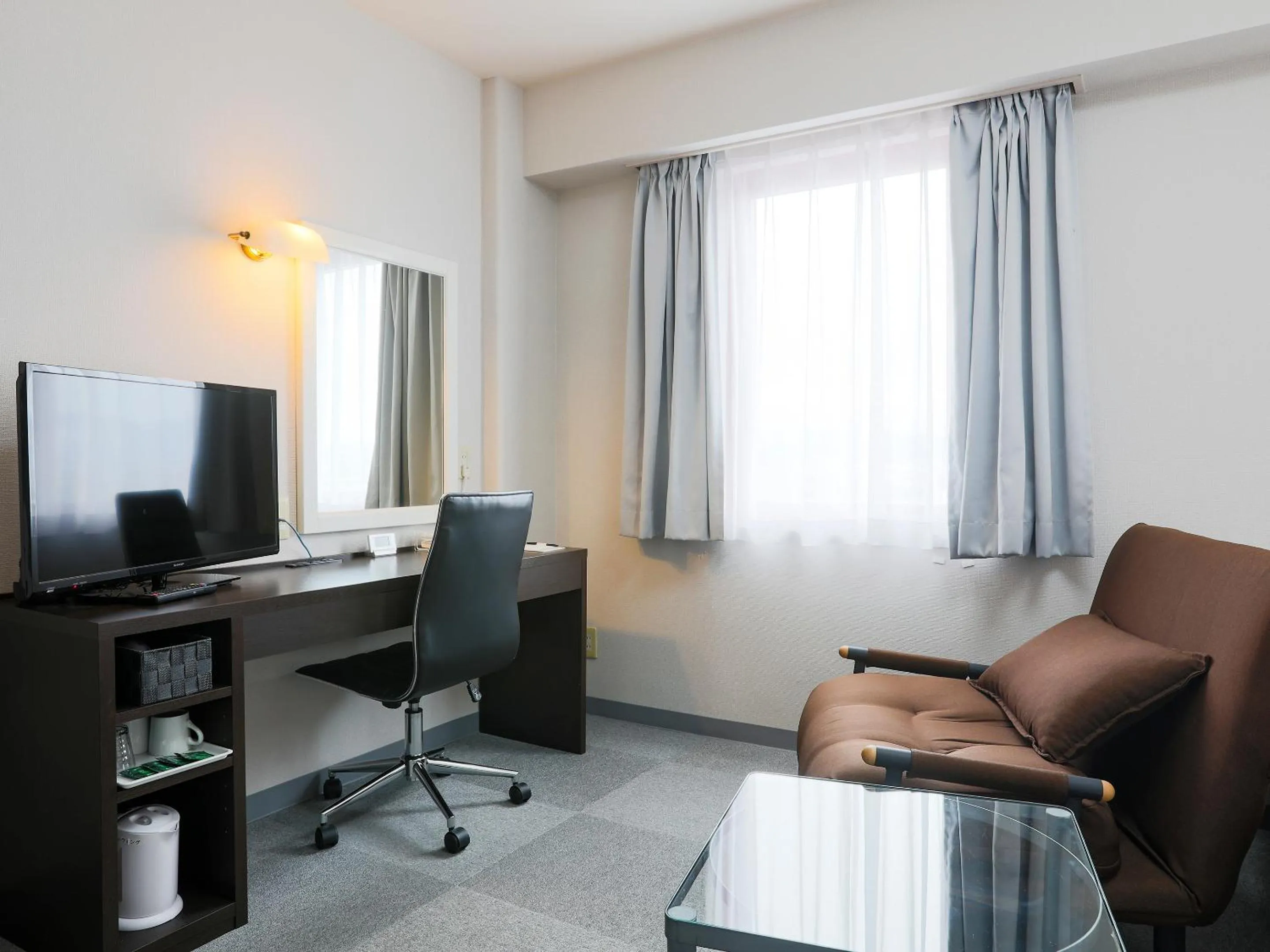 Photo of the whole room in KOKO STAY Miyakonojo - formerly Hotel Wing International Miyakonojo