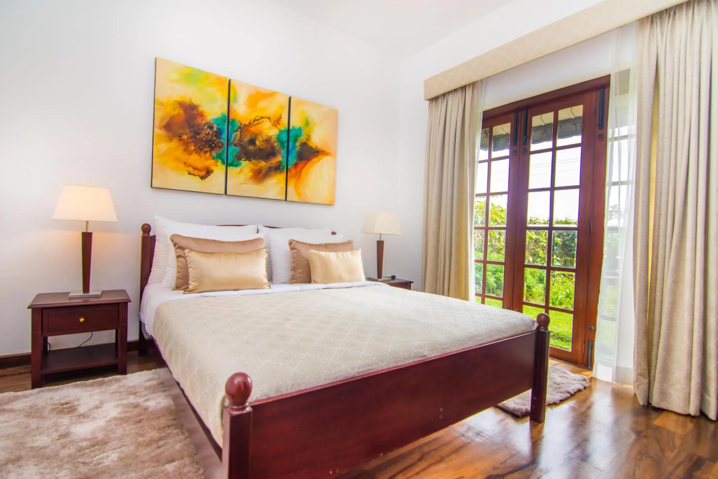 Photo of the whole room in The Glenmor Bungalow