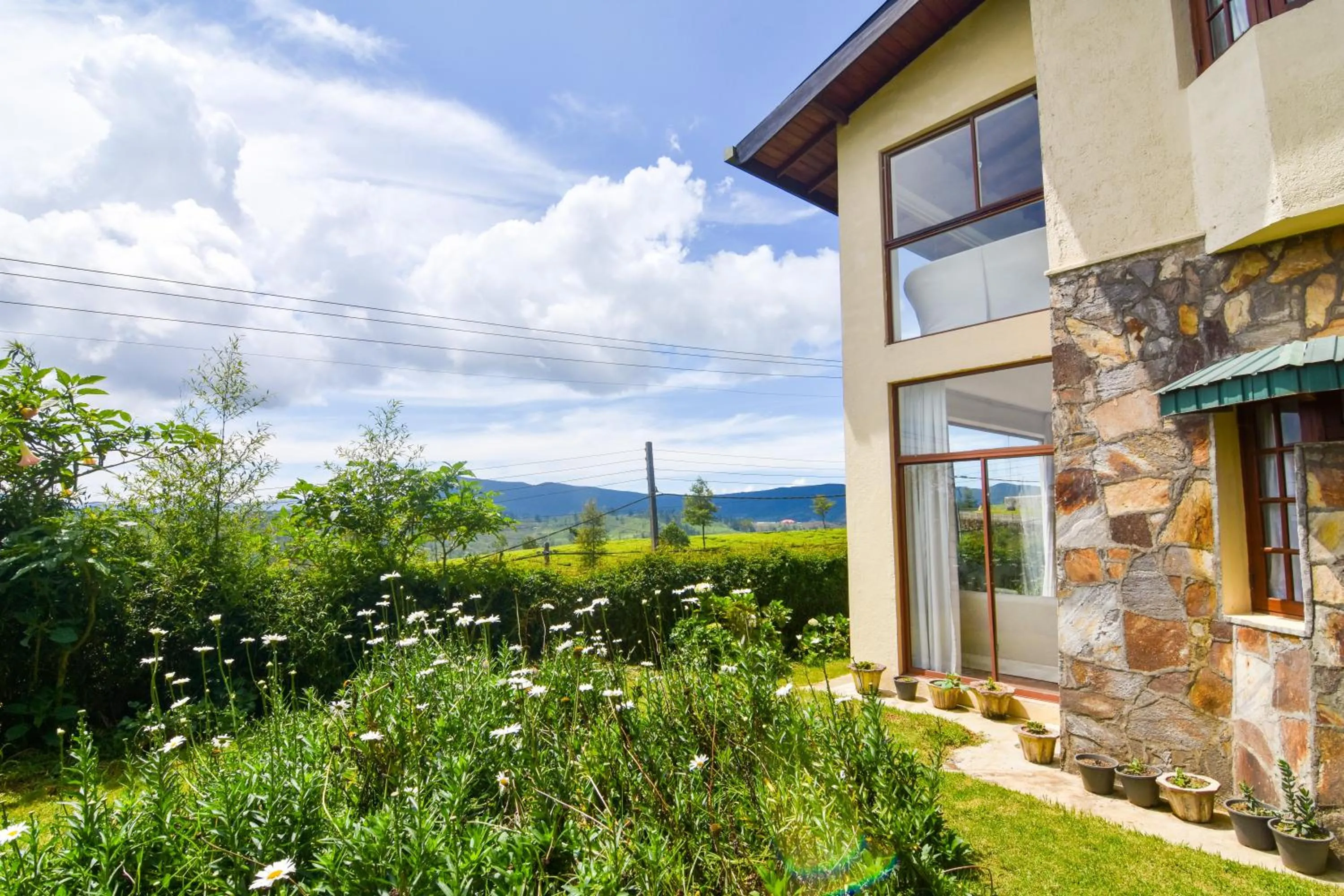 Garden in The Glenmor Bungalow