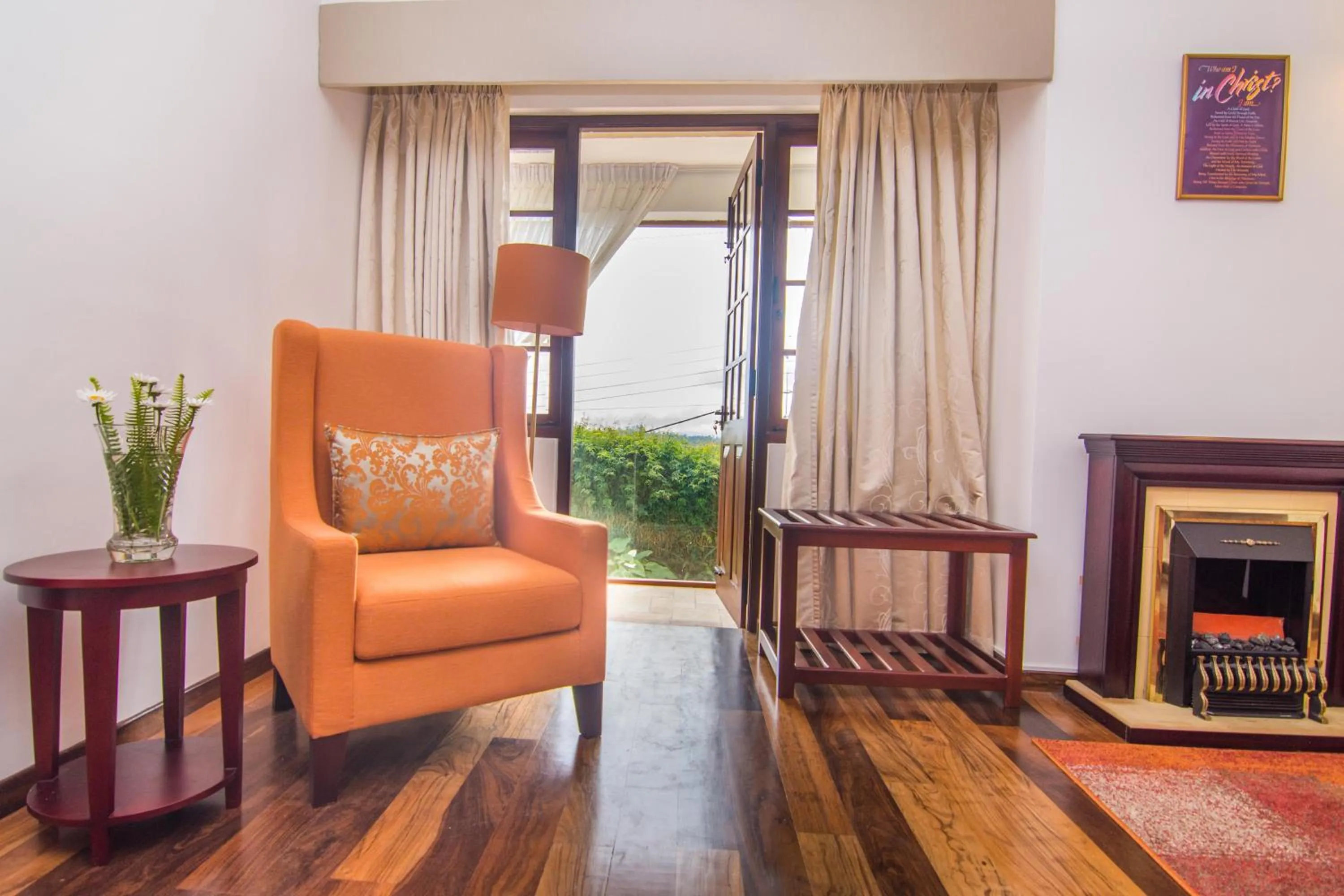 Photo of the whole room in The Glenmor Bungalow