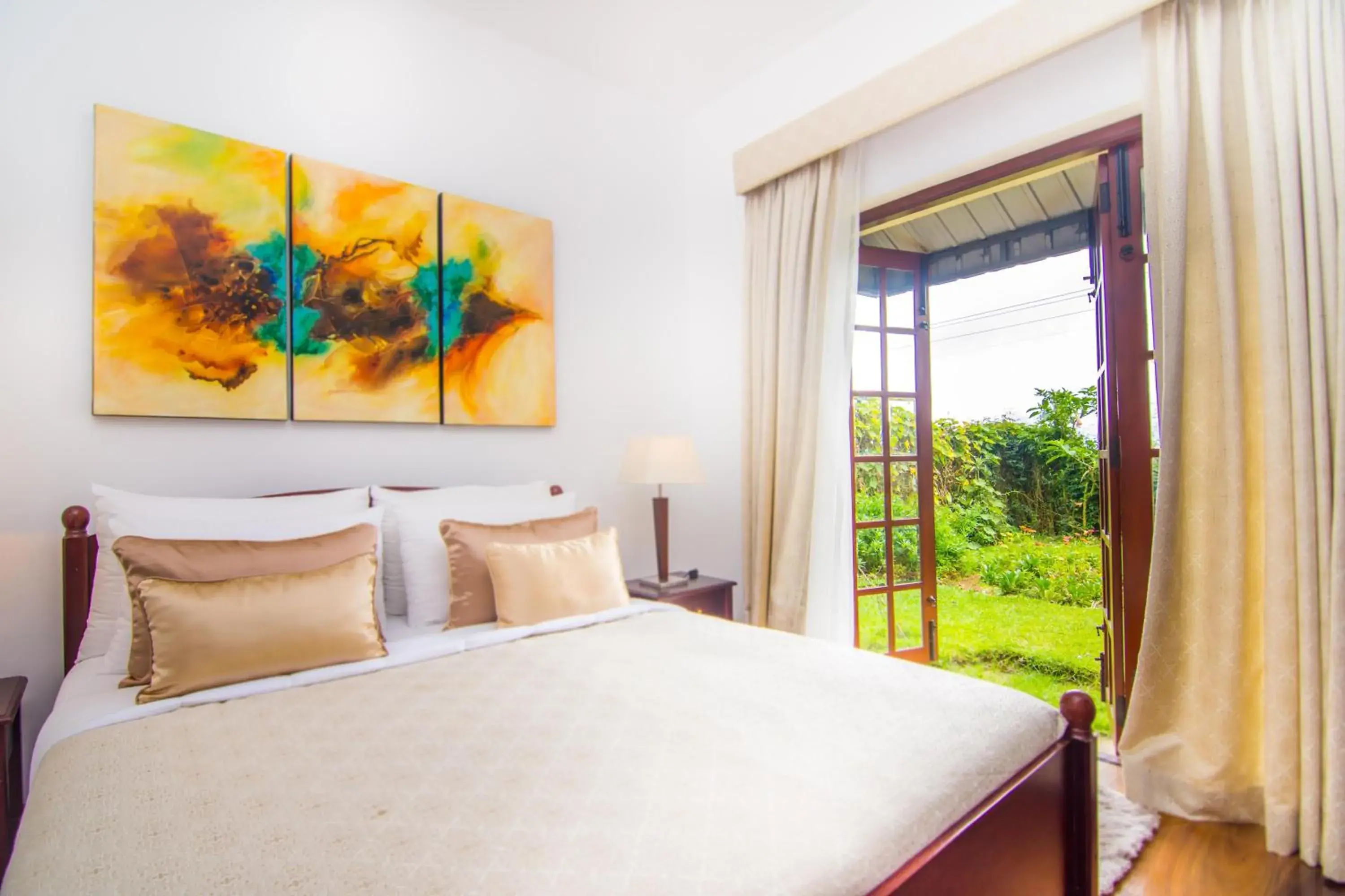 Double Room with Garden View in The Glenmor Bungalow Double Room with Garden View in The Glenmor Bungalow