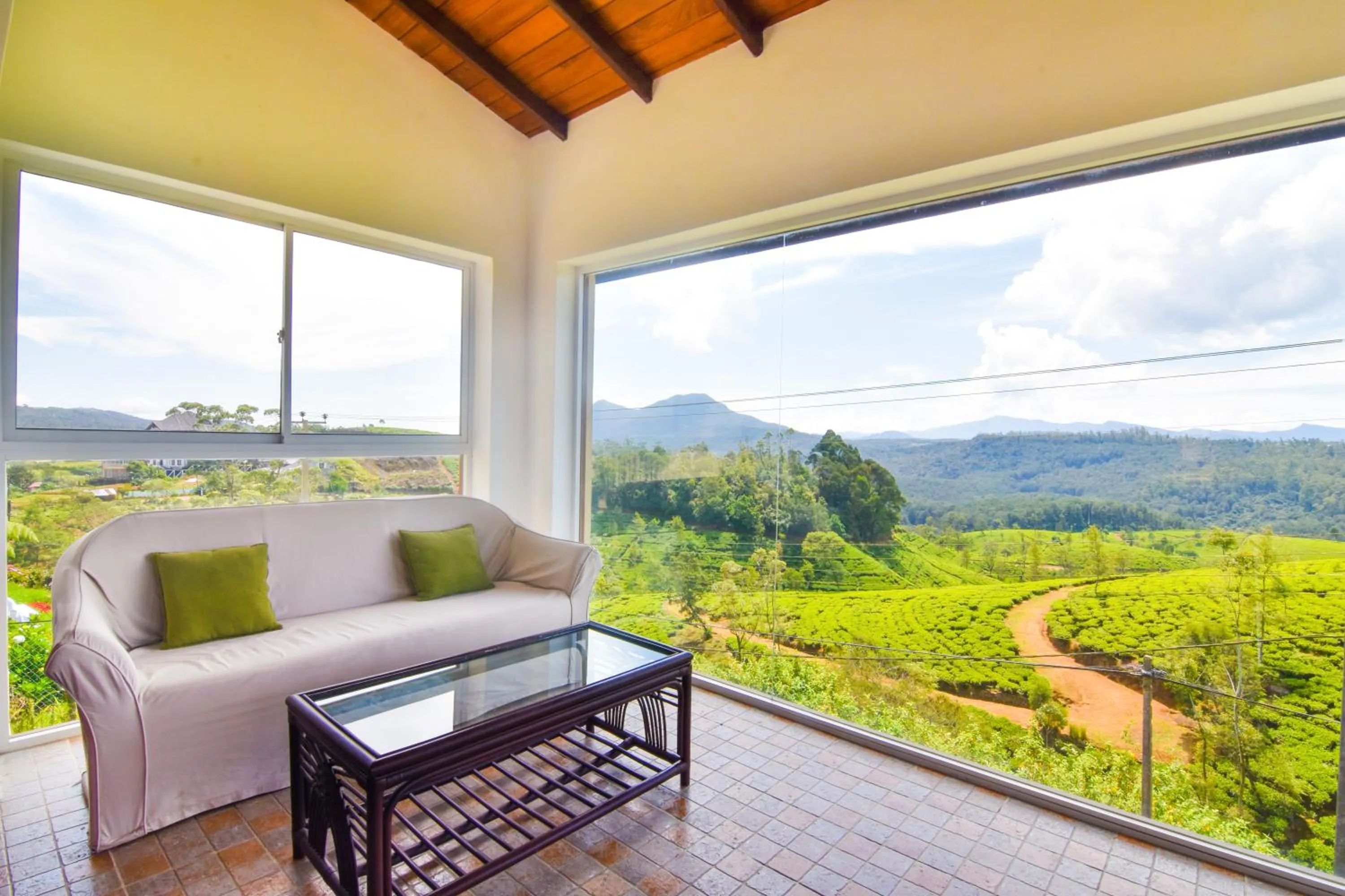 Balcony/Terrace in The Glenmor Bungalow