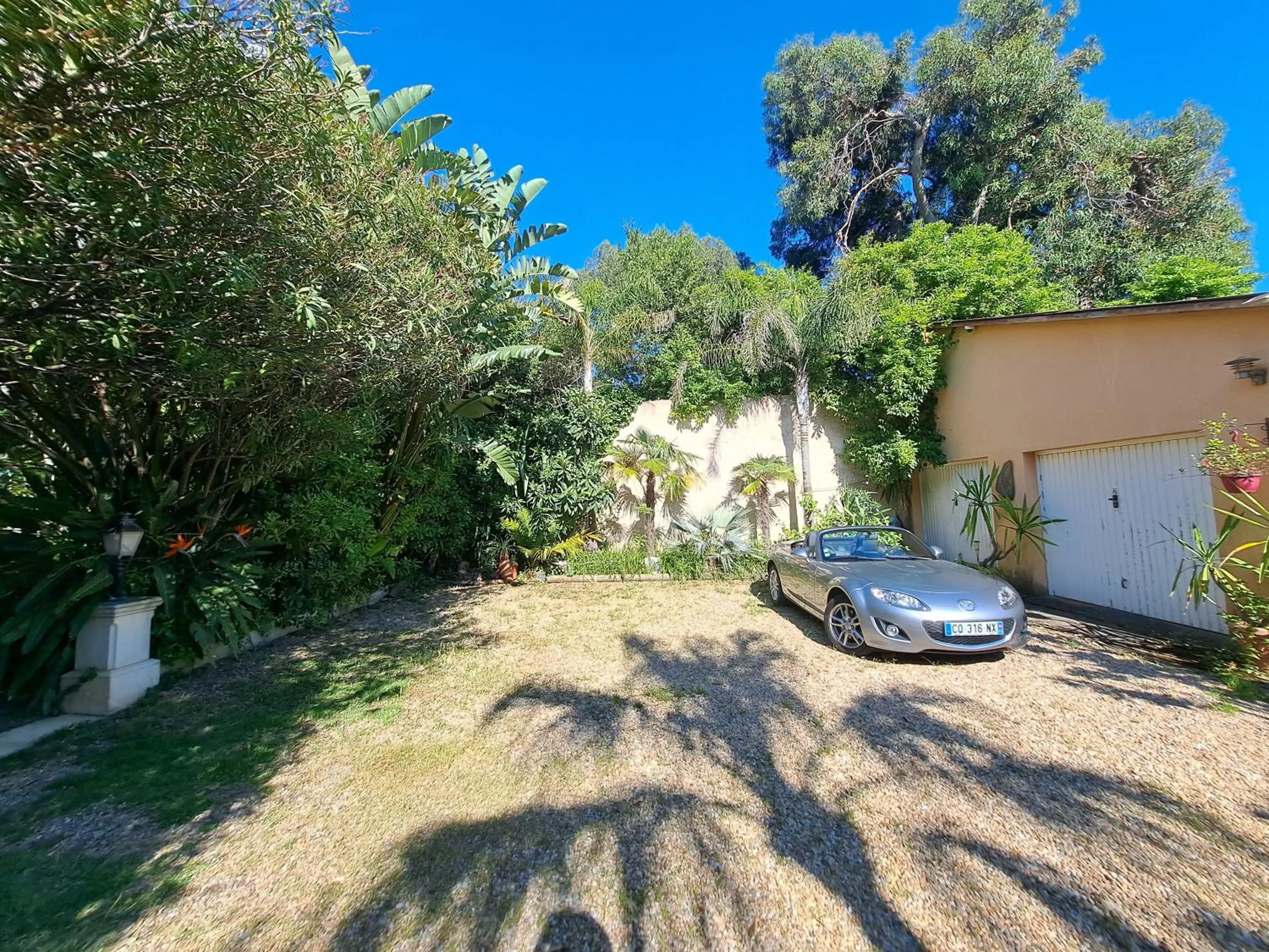 Parking in Residence Veles Plage