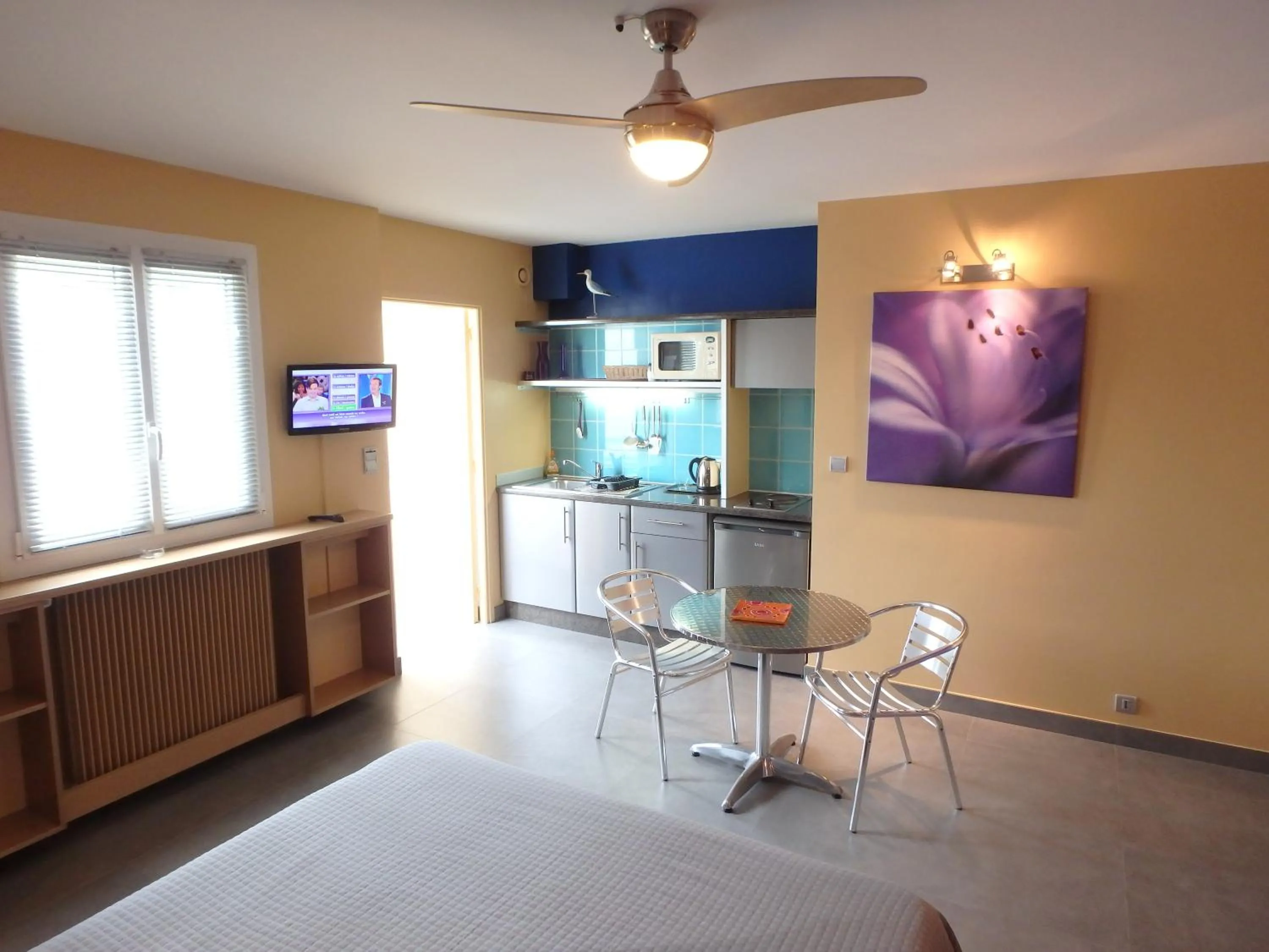 Kitchen or kitchenette in Residence Veles Plage