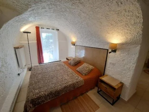 Bedroom, Bed in Residence Veles Plage