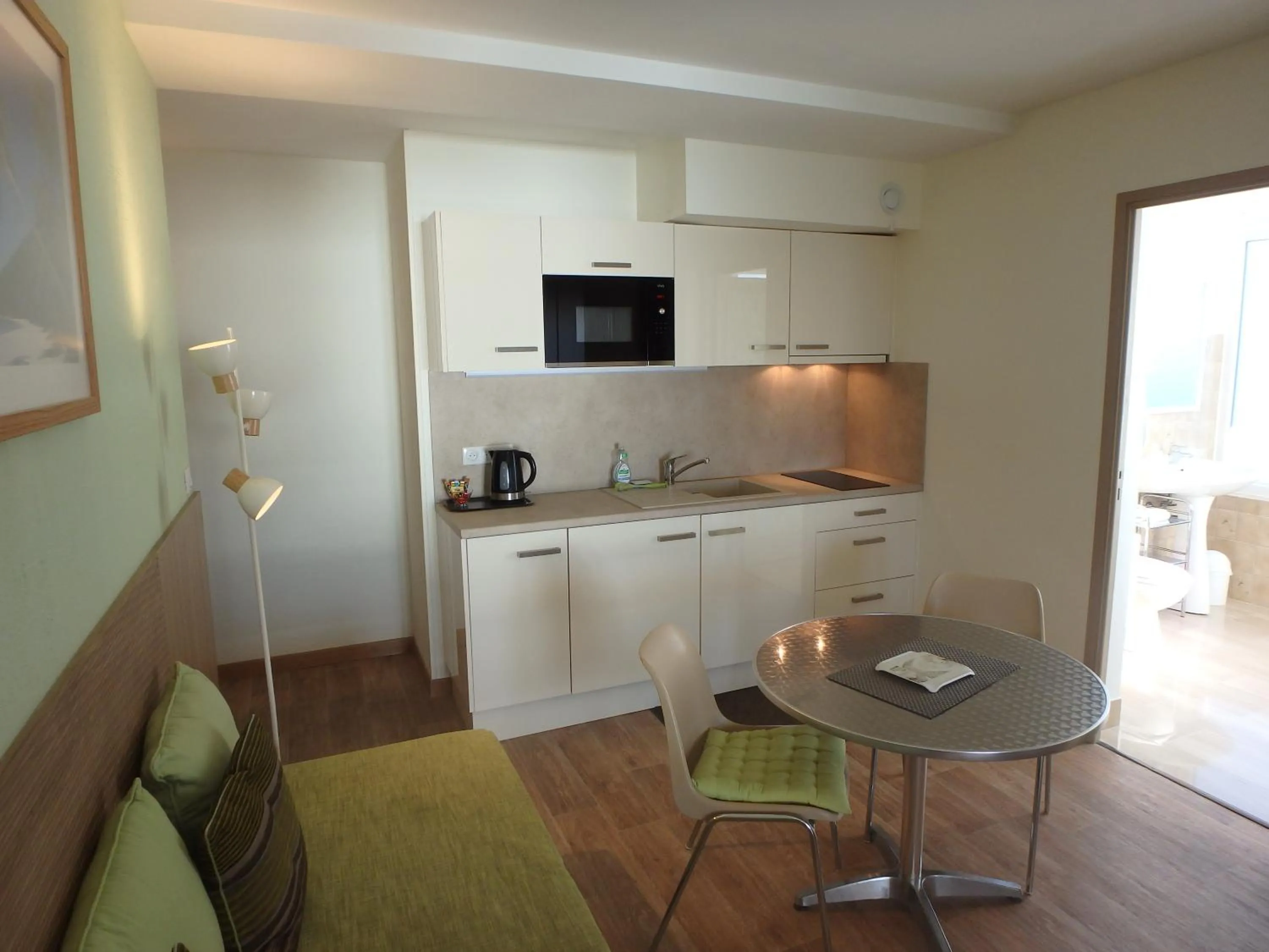 Kitchen or kitchenette in Residence Veles Plage