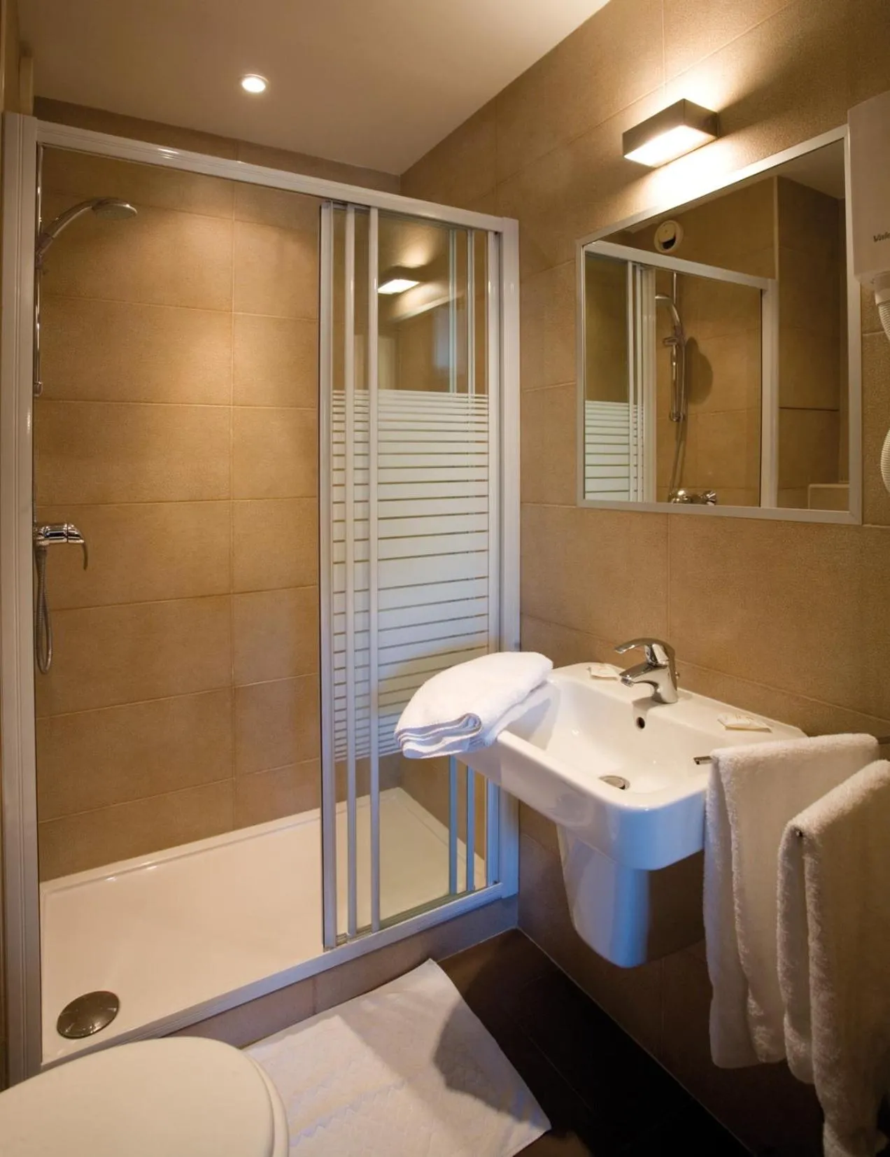 Shower in Residence Veles Plage