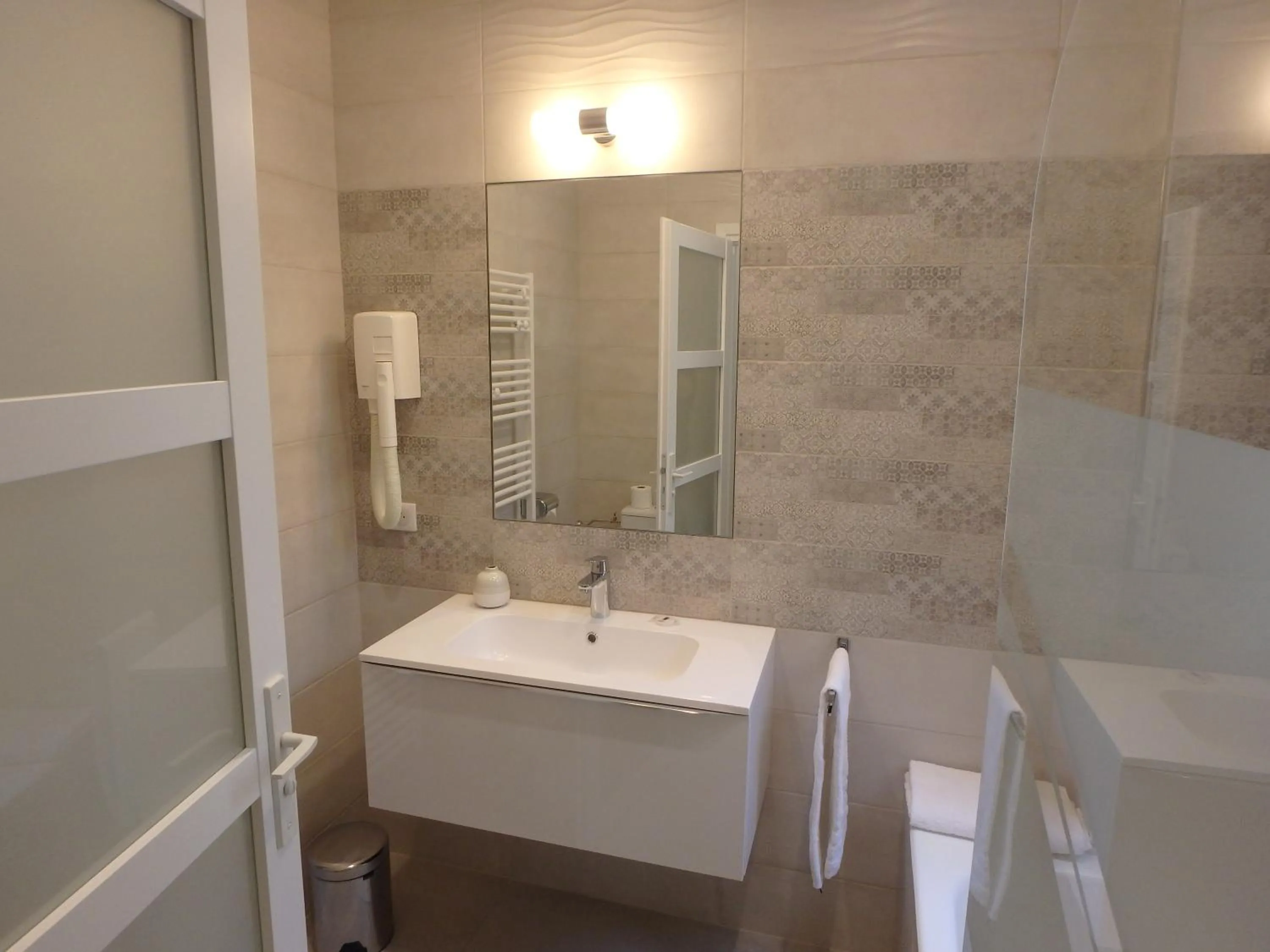 Bathroom in Residence Veles Plage
