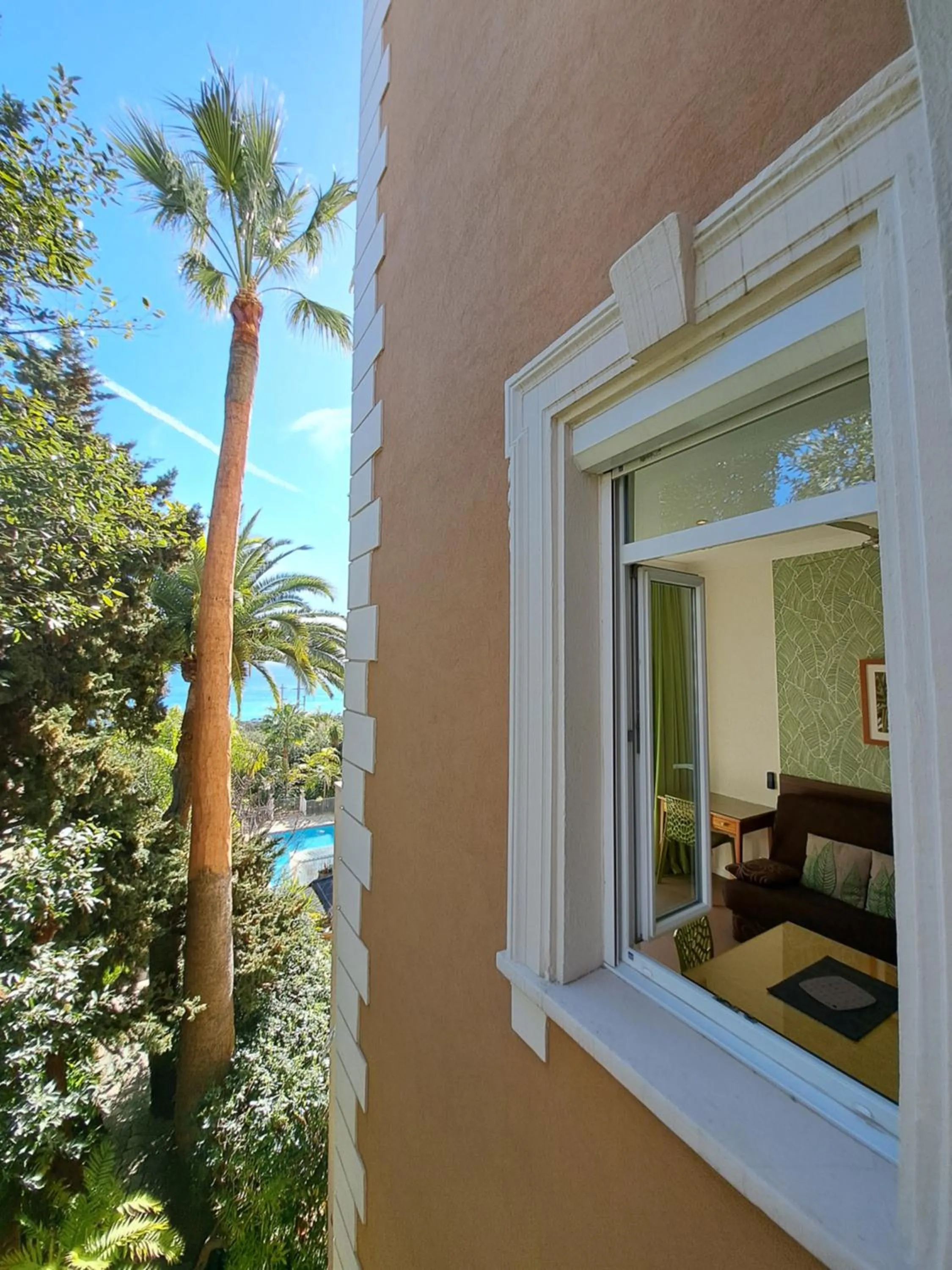 Garden view in Residence Veles Plage