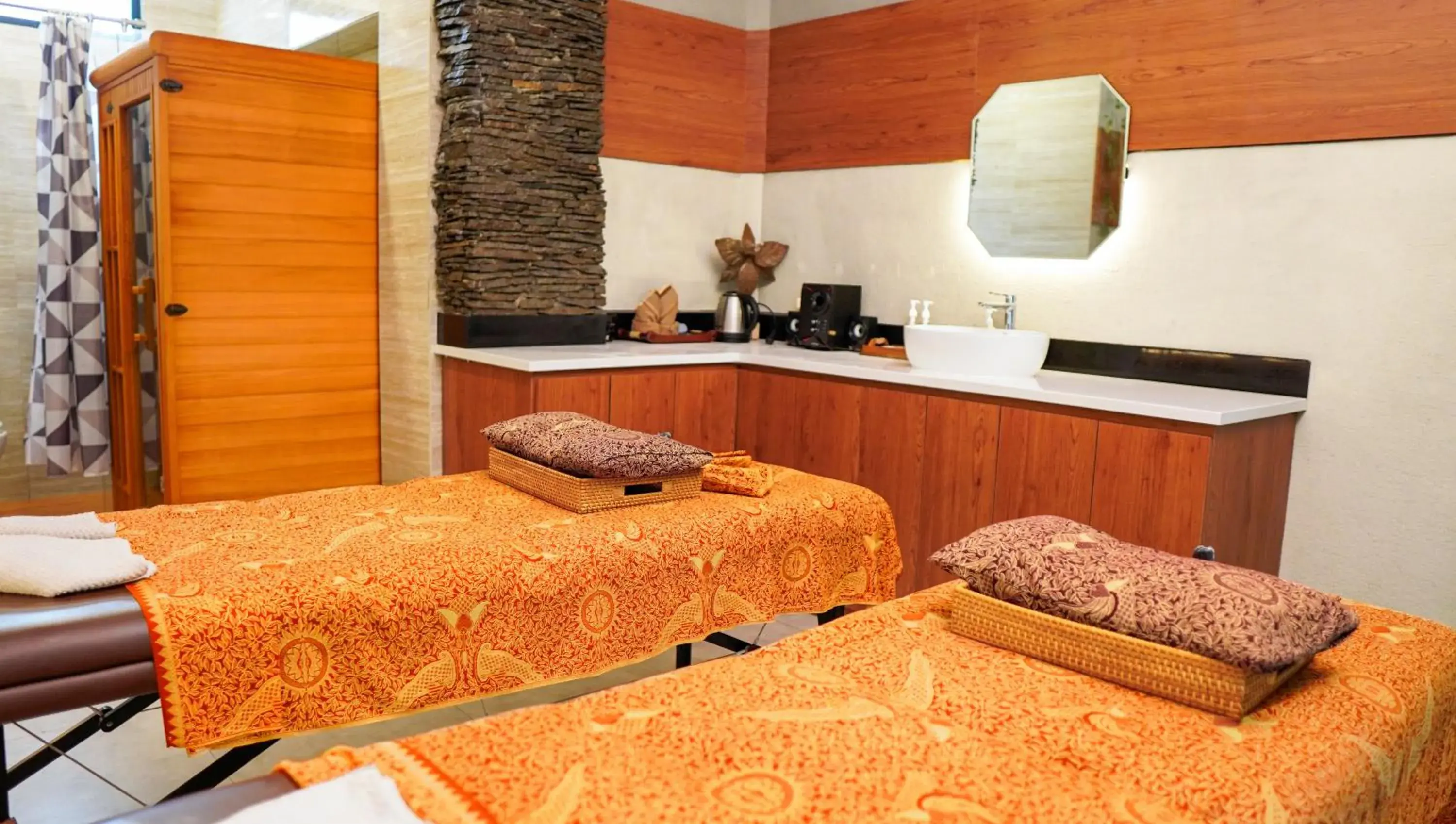 Spa and wellness centre/facilities, Bed in Del Cielo Villa Jimbaran Spa and wellness centre/facilities, Bed in Del Cielo Villa Jimbaran