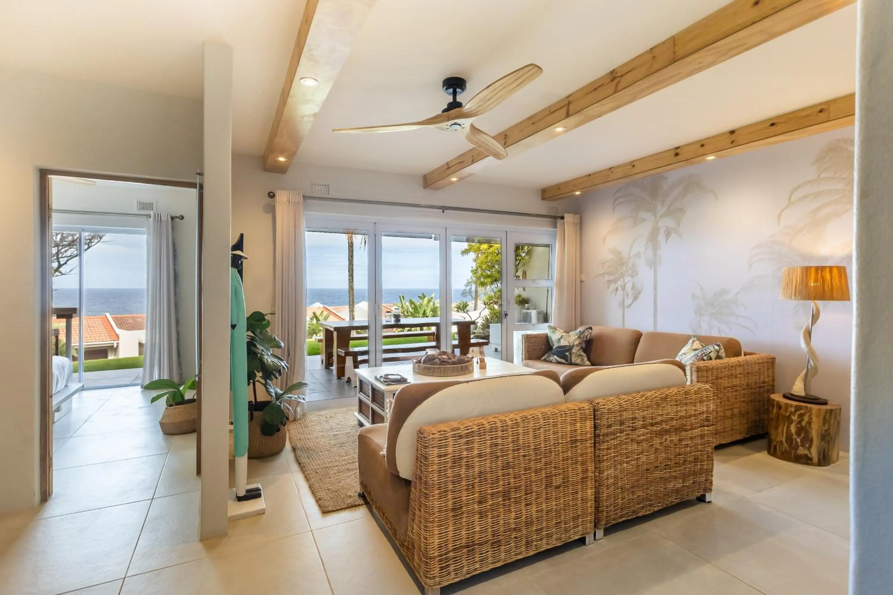 Martinique 44