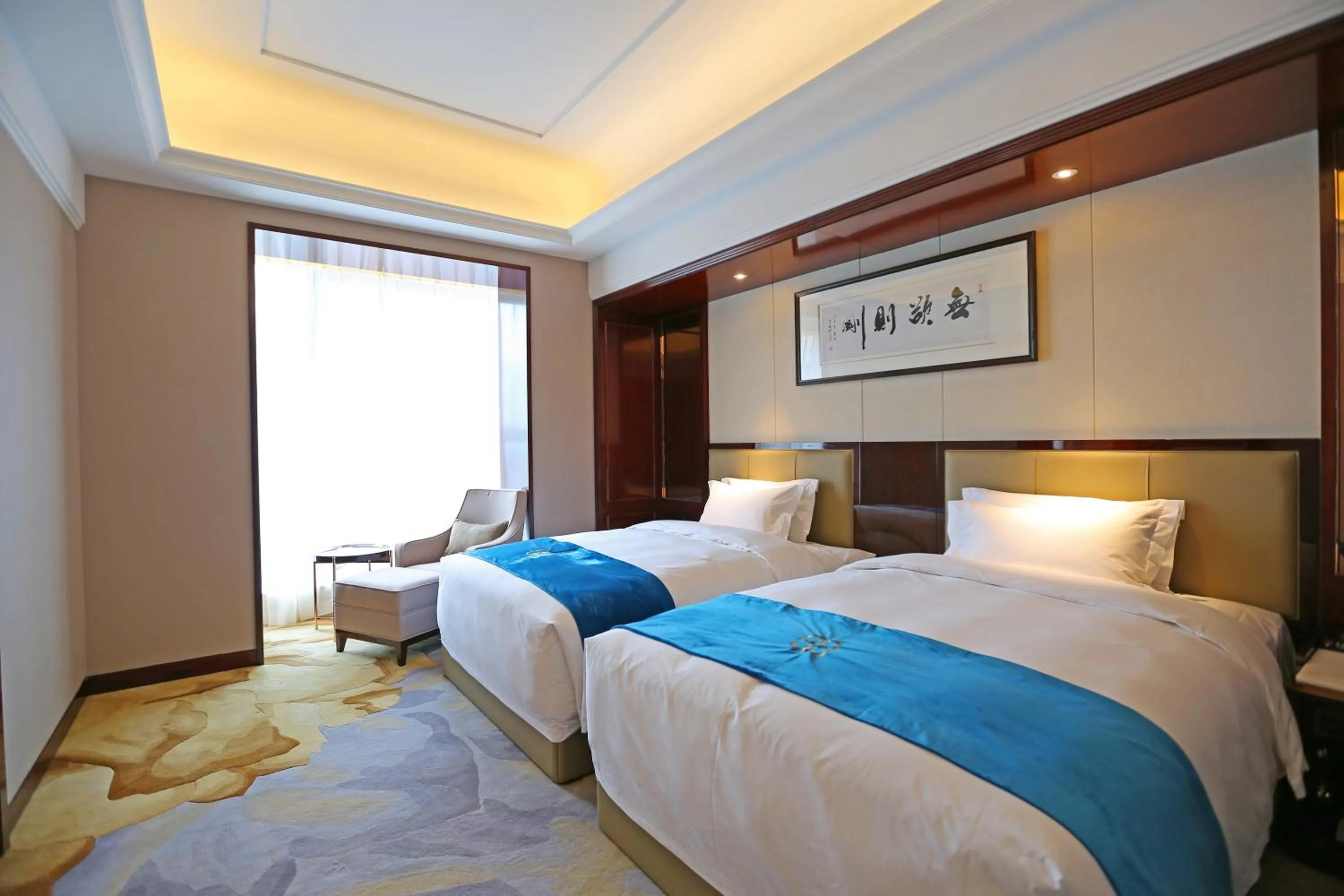 Photo of the whole room, Bed in Xi'an Lanxi International Hotel