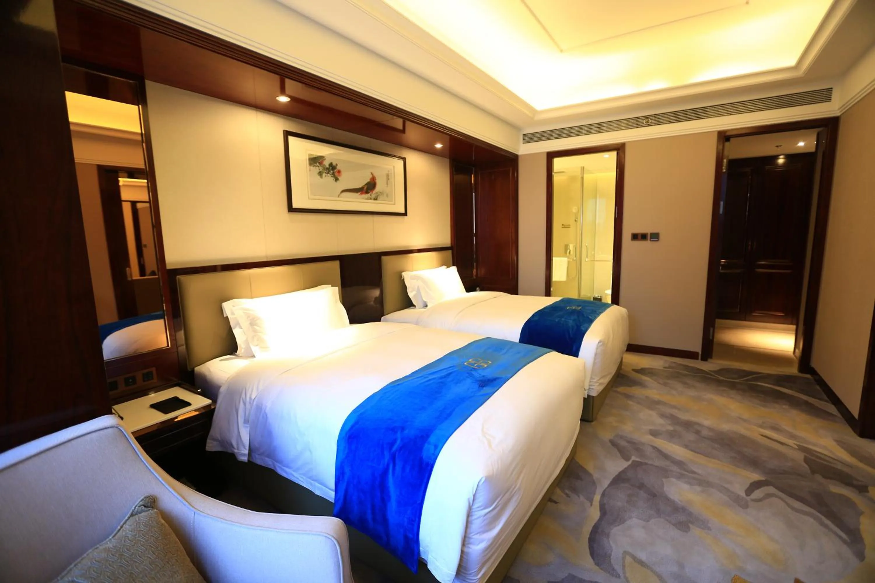 Photo of the whole room, Bed in Xi'an Lanxi International Hotel