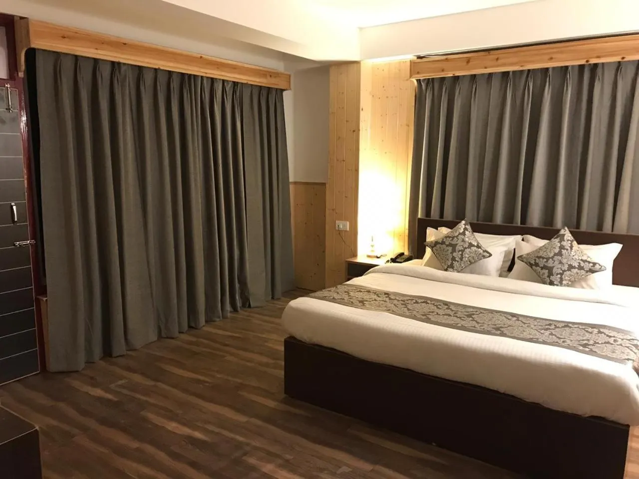 Photo of the whole room in BluBen Alpine