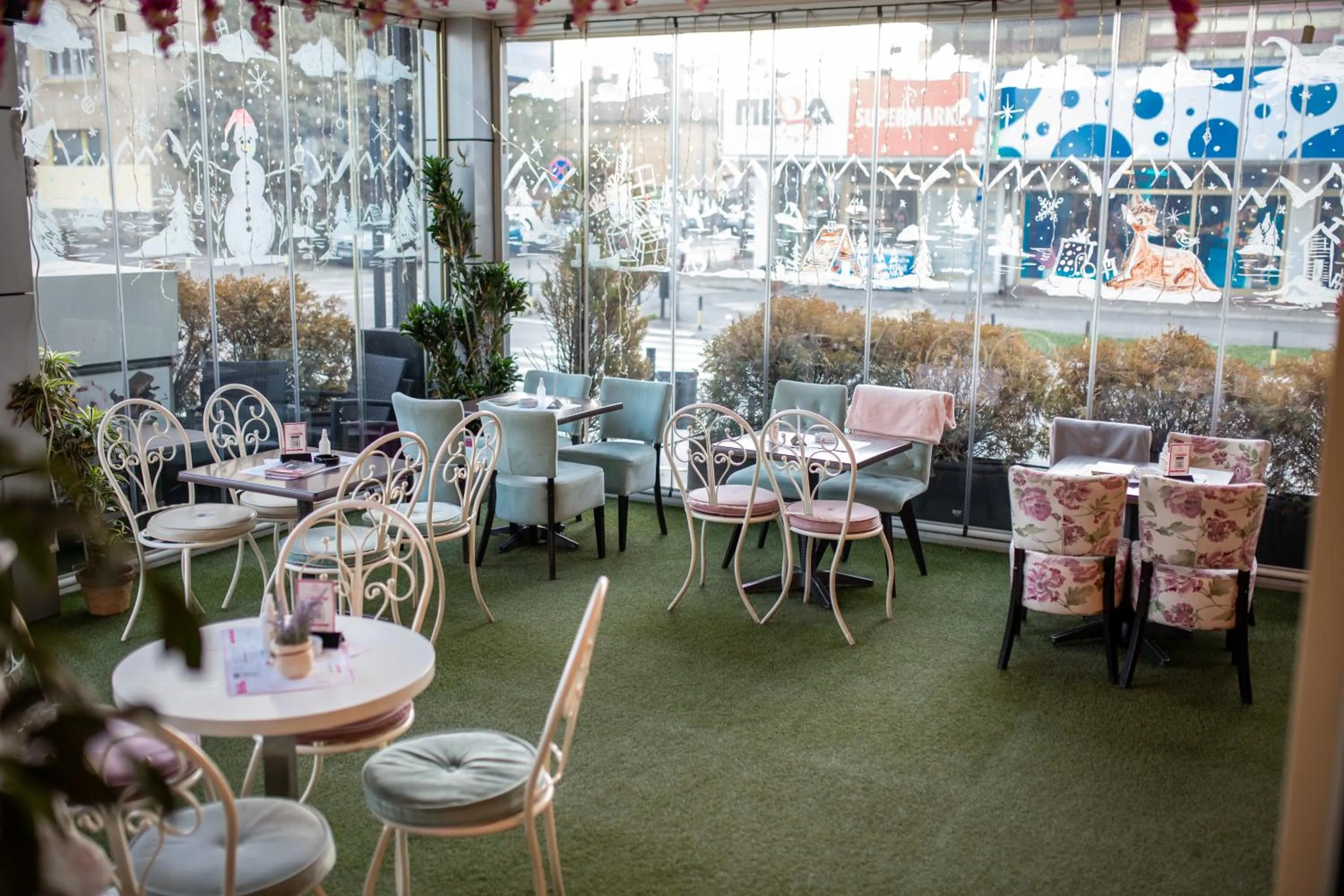 Restaurant/places to eat in Garni Hotel Lotos