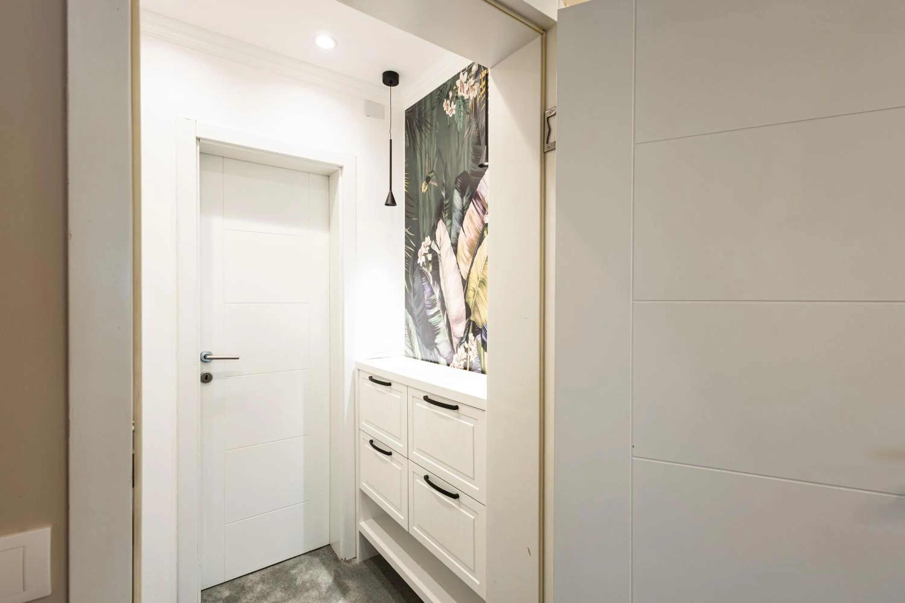 wardrobe in Garni Hotel Lotos