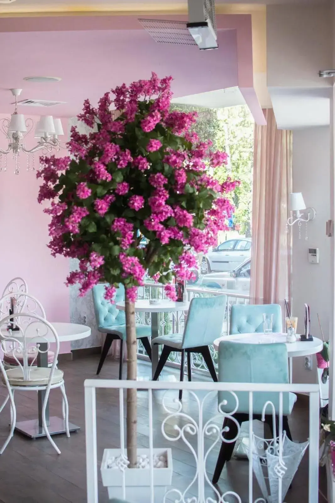 Restaurant/places to eat in Garni Hotel Lotos Restaurant/places to eat in Garni Hotel Lotos