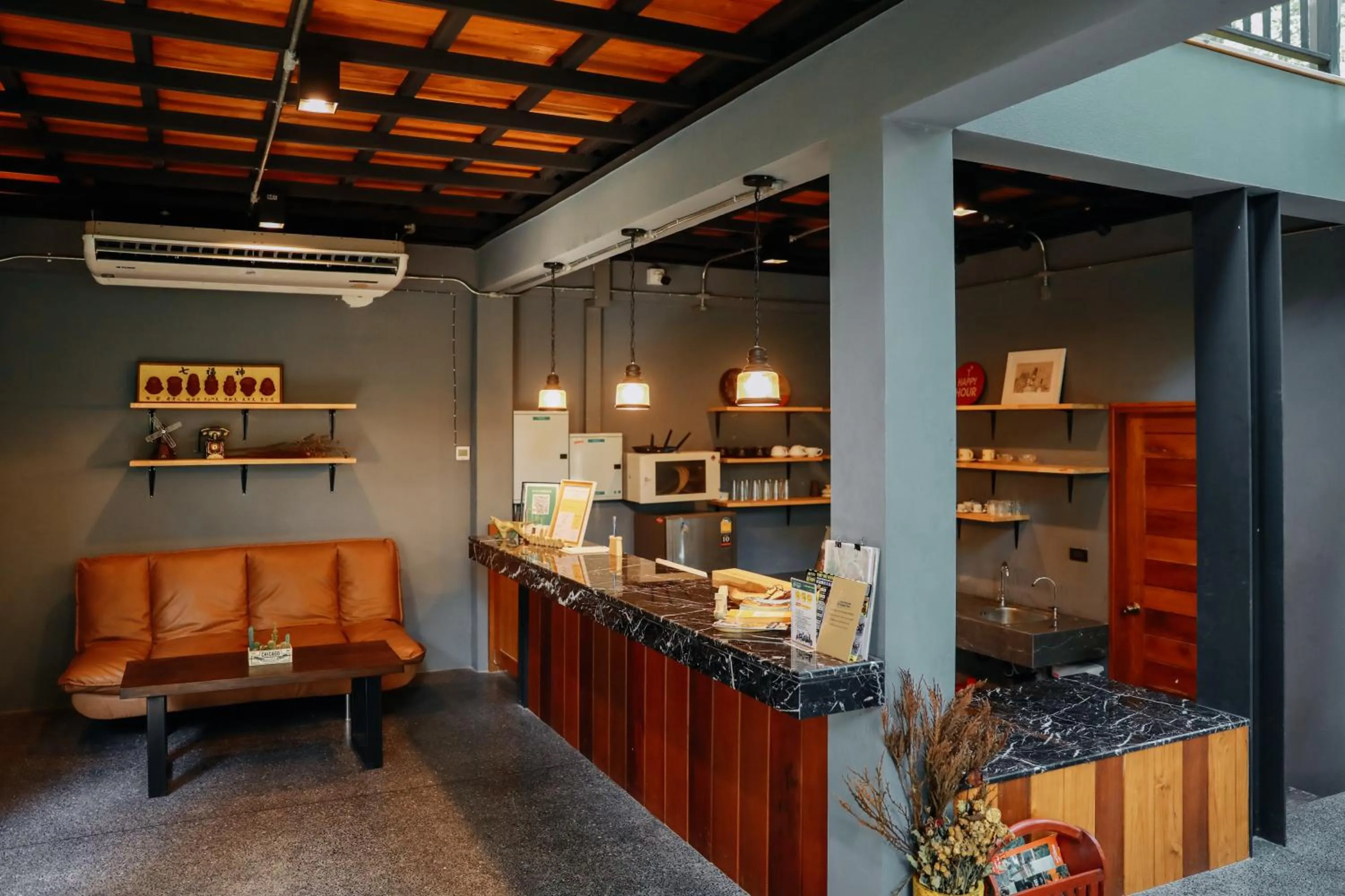 Kitchen or kitchenette in Yellow Pillow village