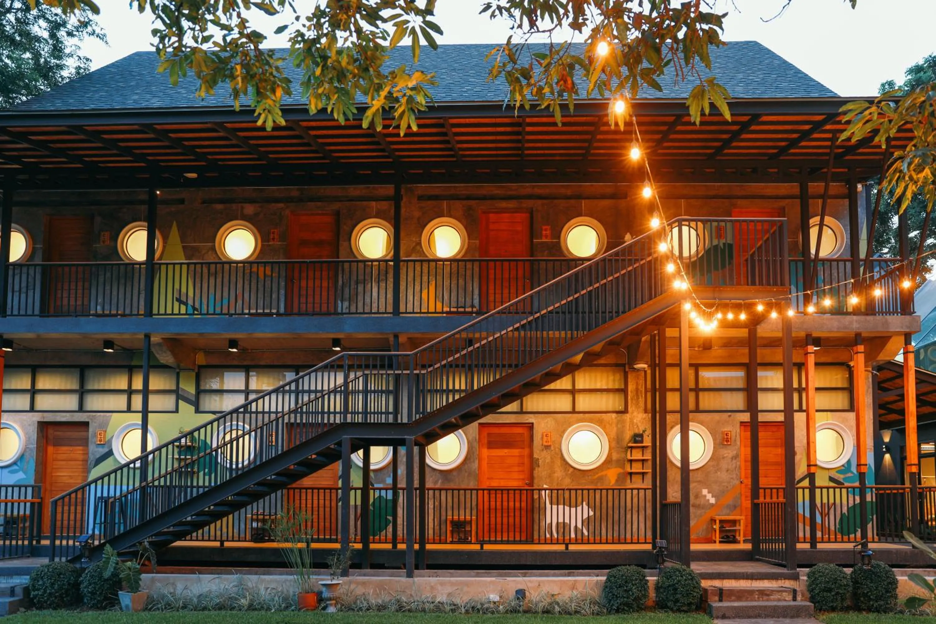 Garden in Yellow Pillow village