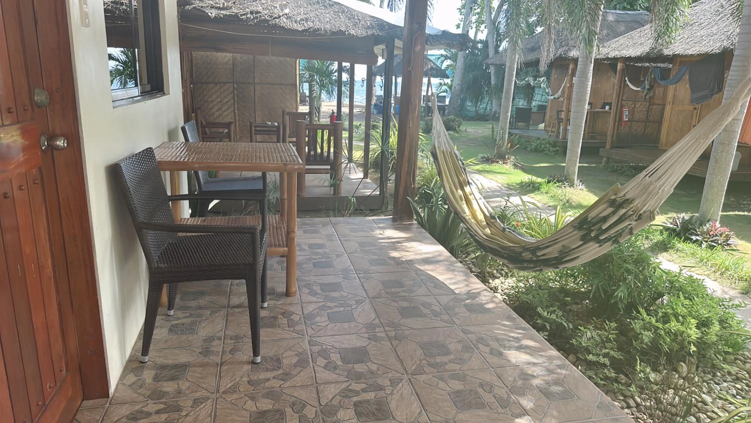 AivyMaes Divers Resort