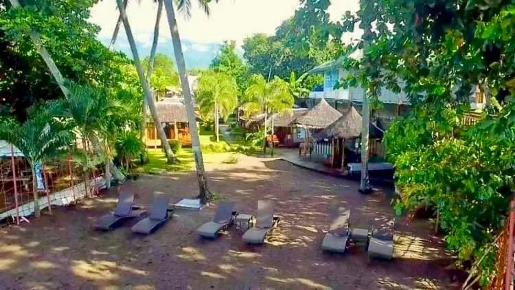 AivyMaes Divers Resort