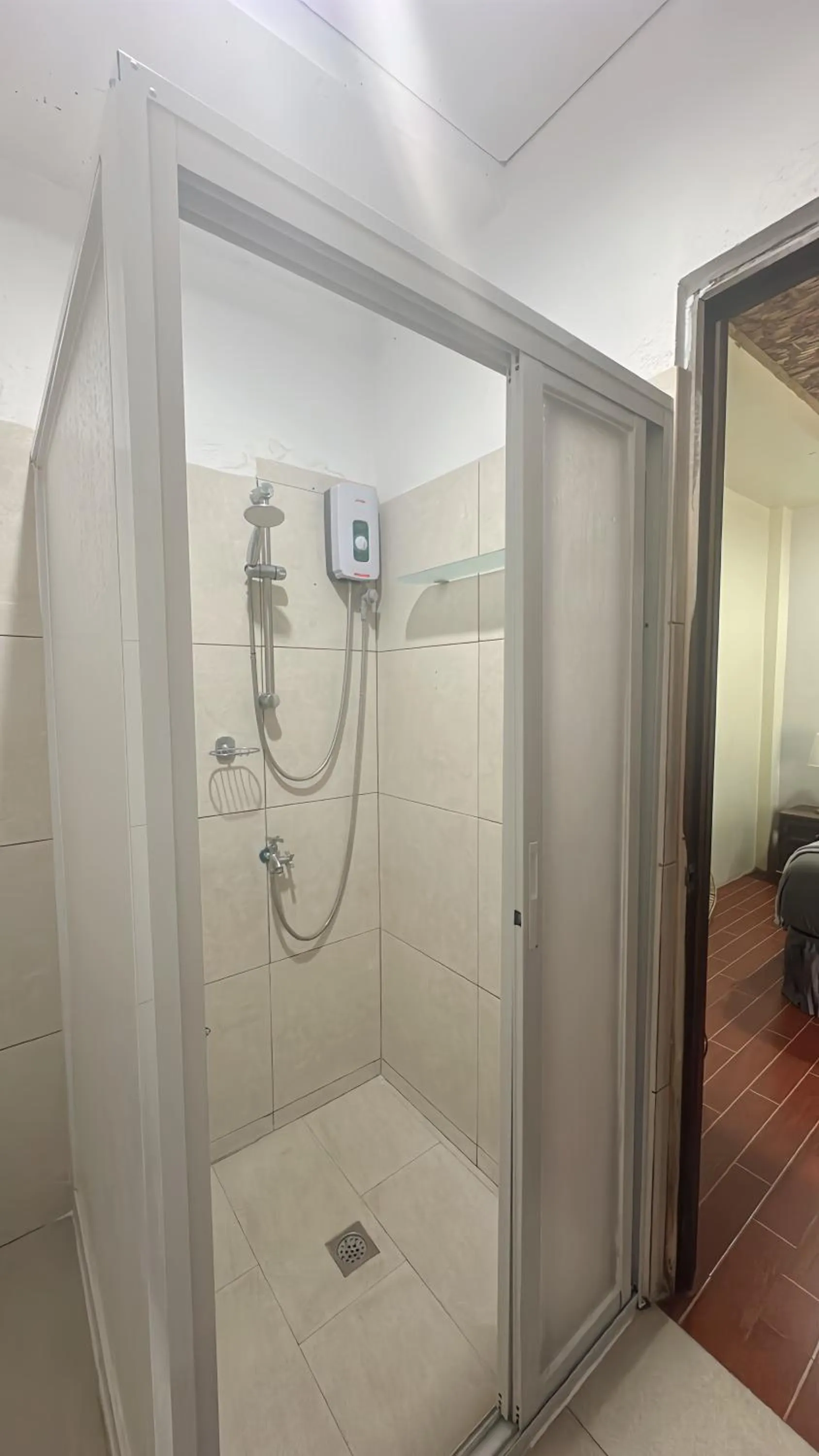 AivyMaes Divers Resort